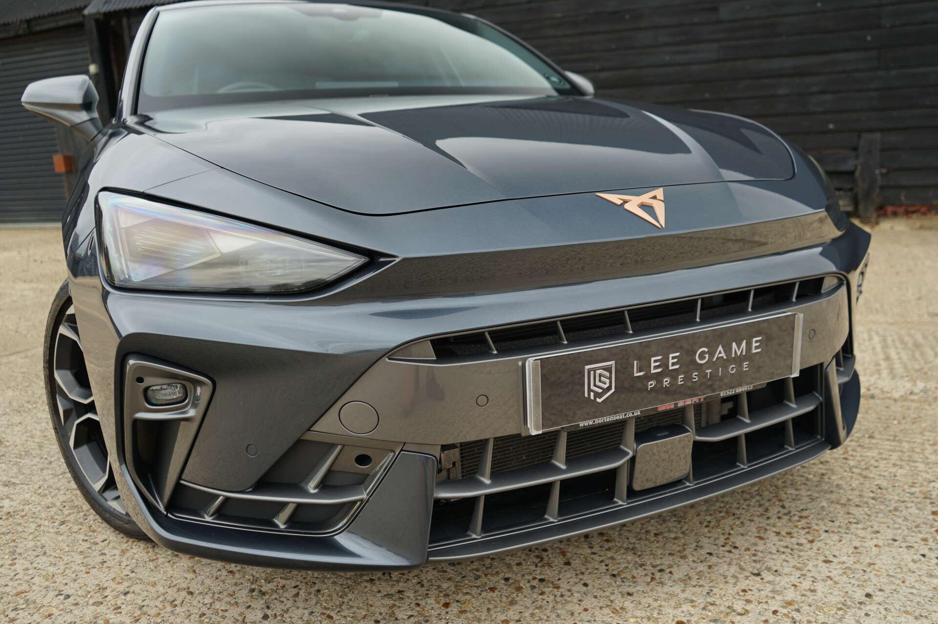 Cupra Leon view 35