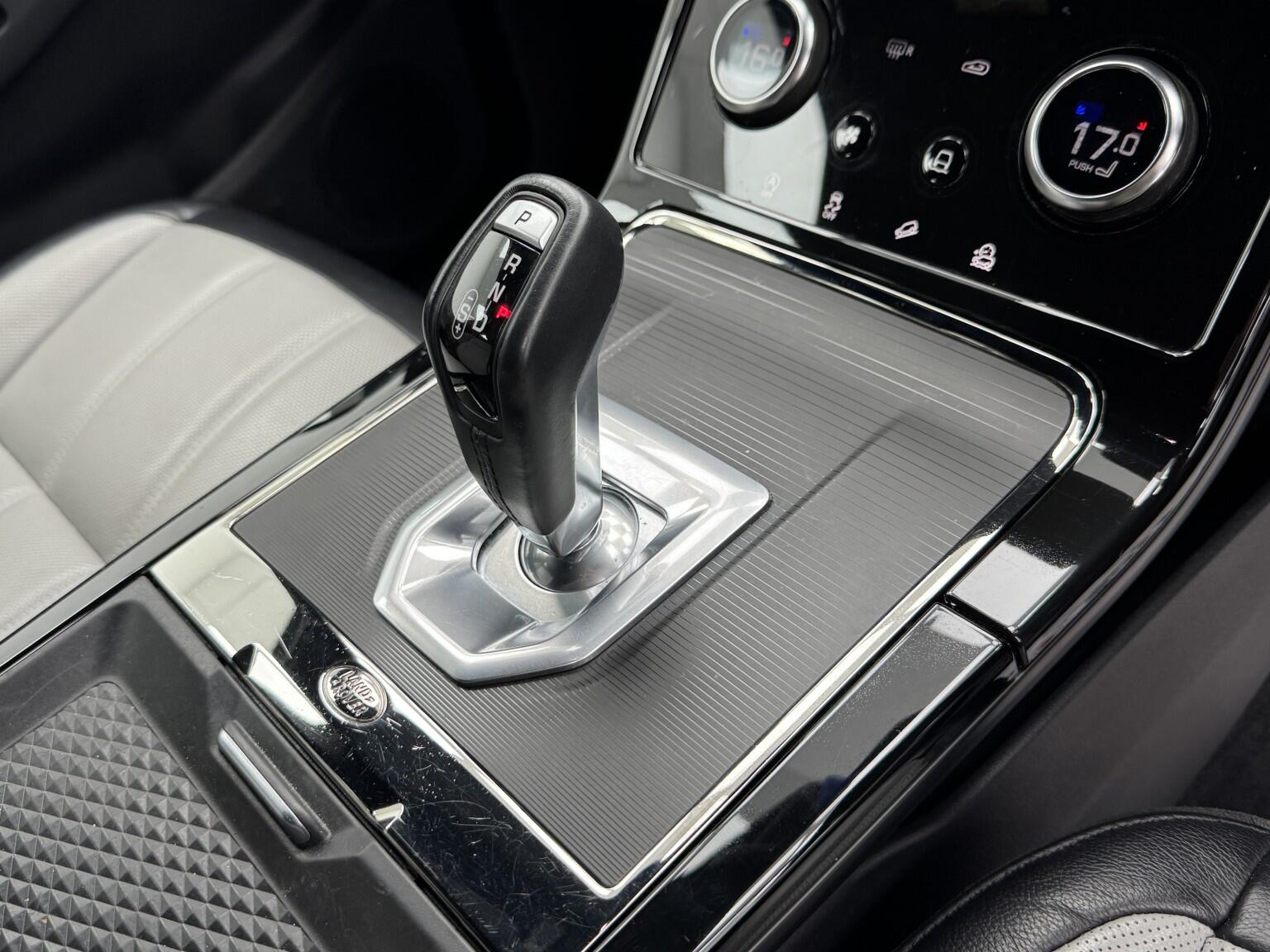 Land Rover Range Rover Evoque view 21