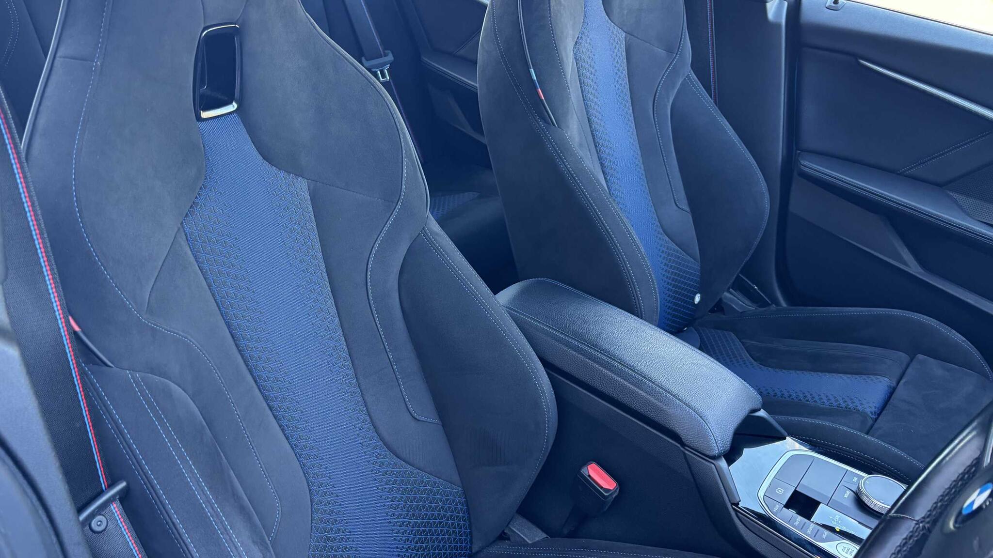 BMW 2 Series view 11