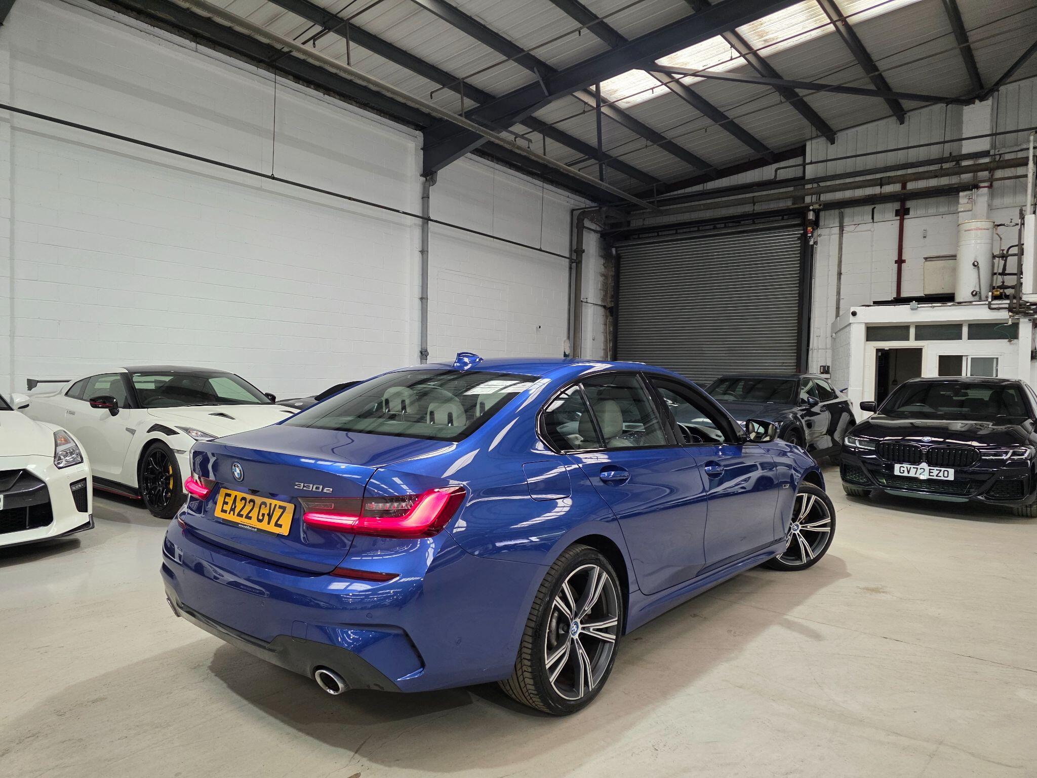 BMW 3 Series view 31