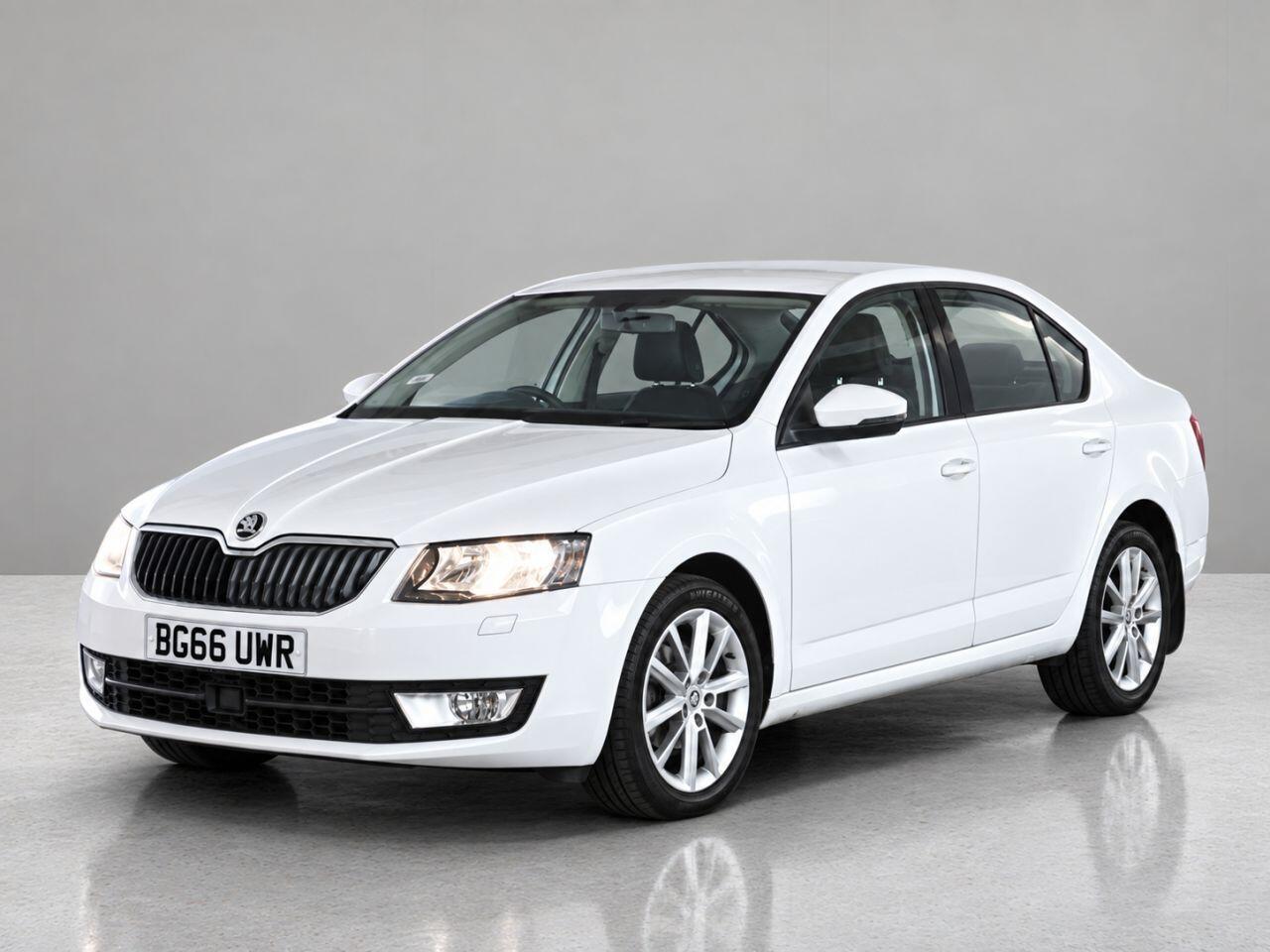 Skoda Octavia view 3