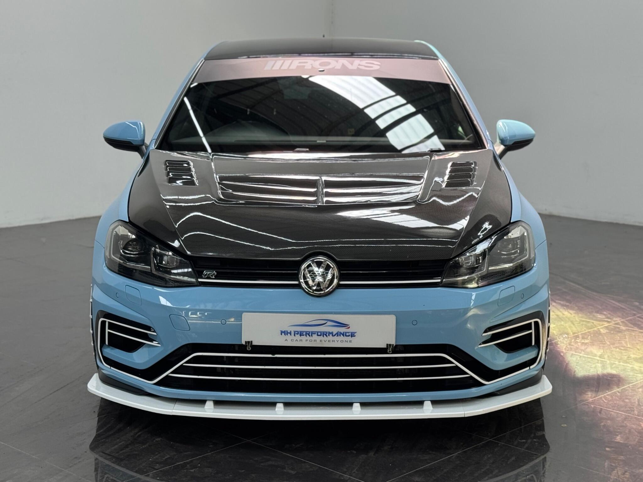 Volkswagen Golf view 2