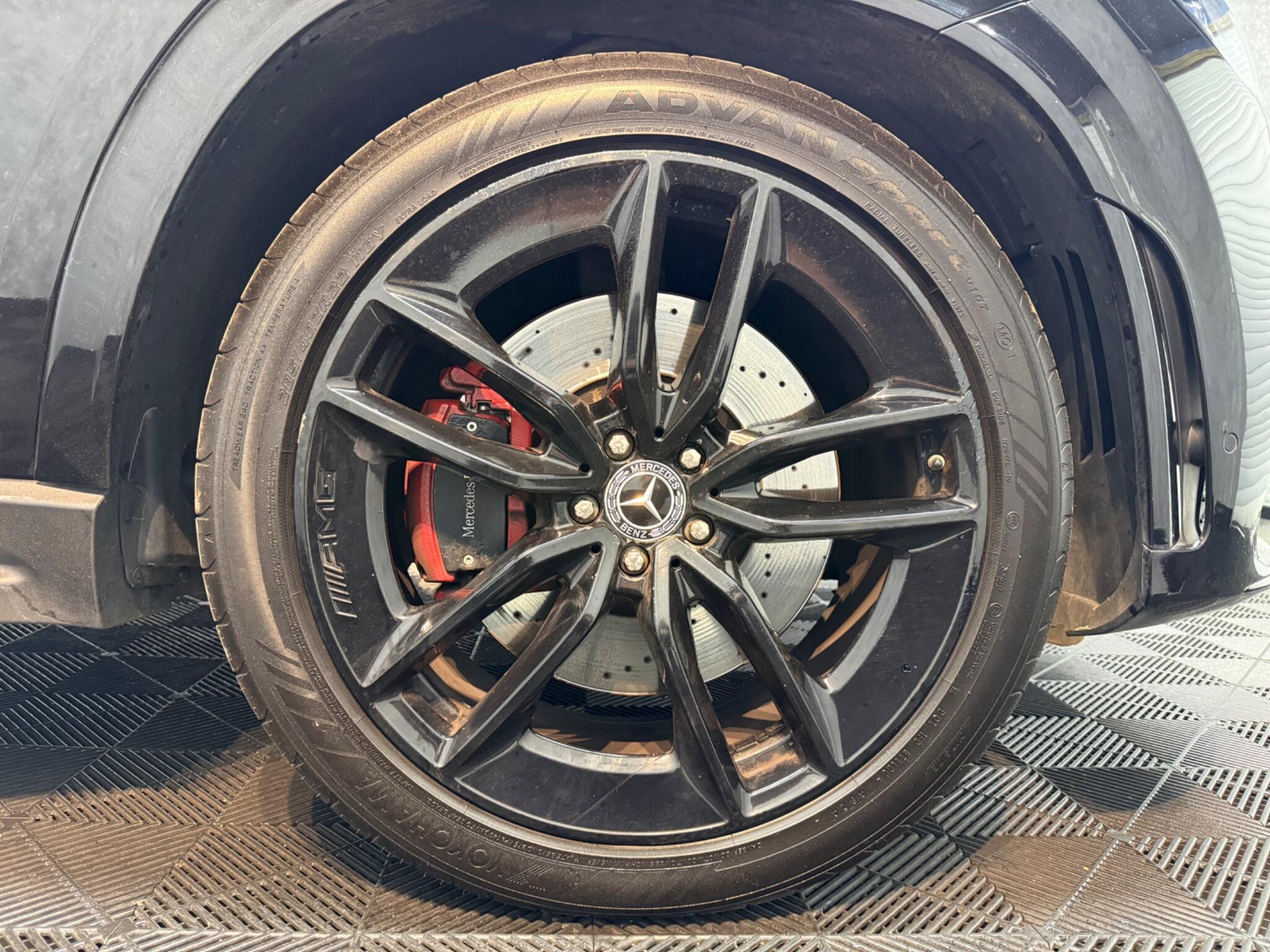 Mercedes-Benz Gle view 32