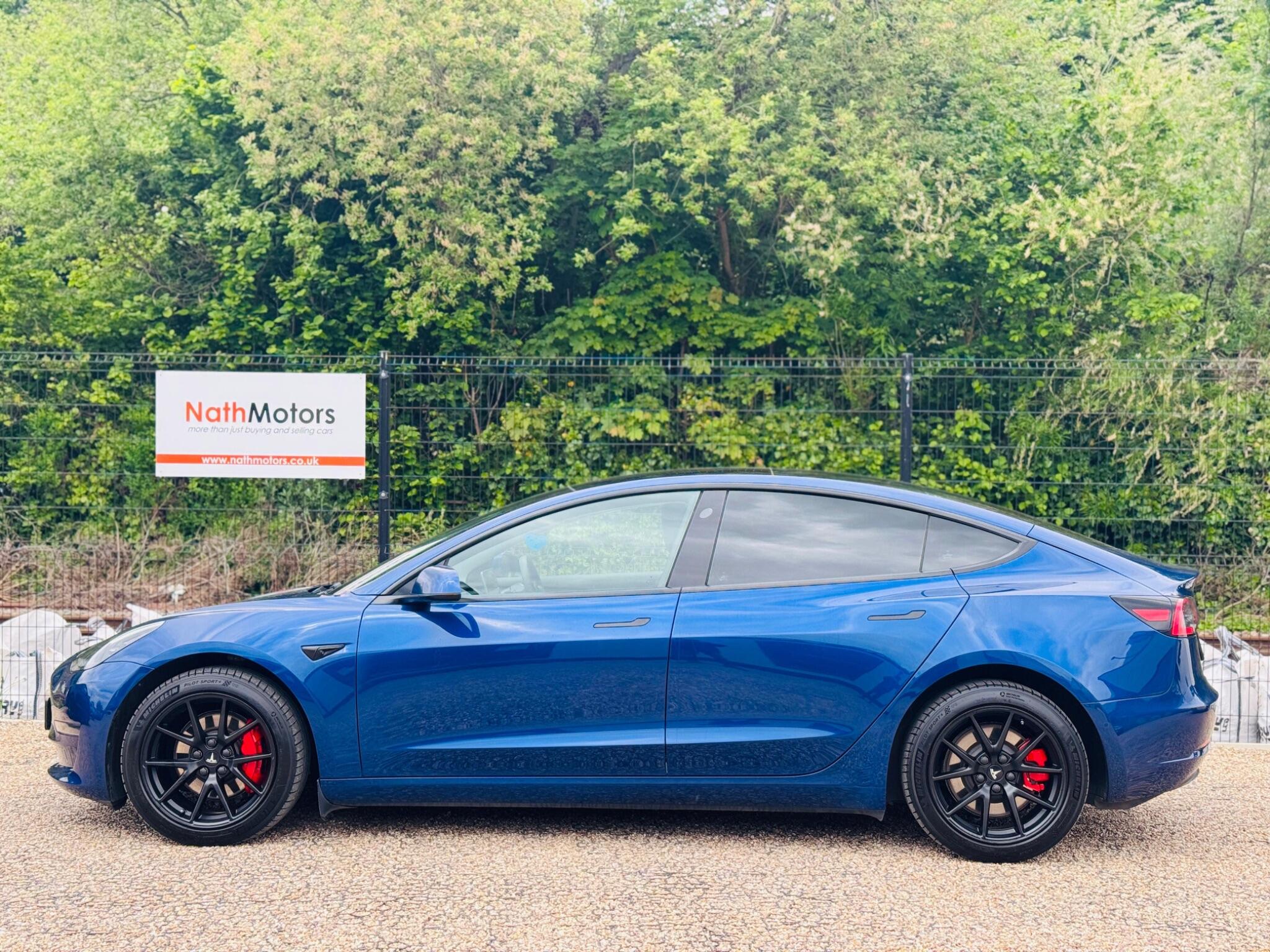 Tesla Model 3 view 9