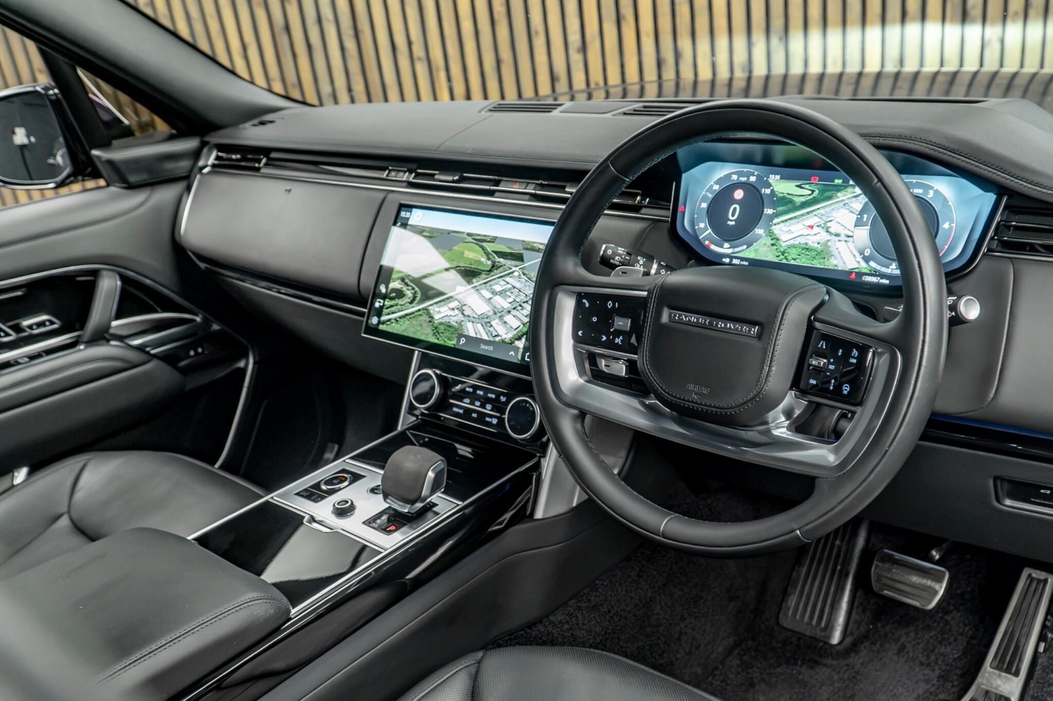 Land Rover Range Rover view 23