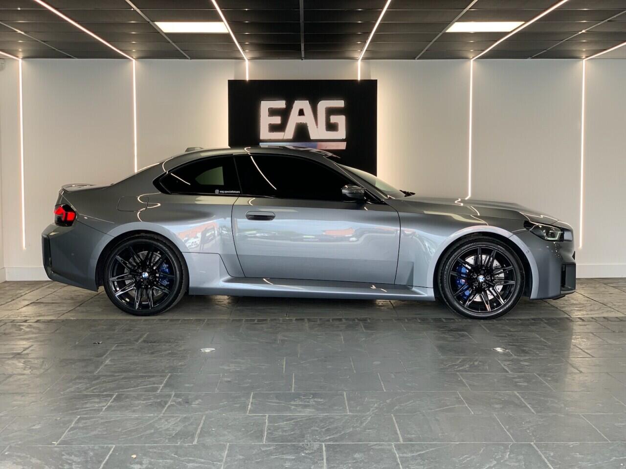 BMW M2 view 2