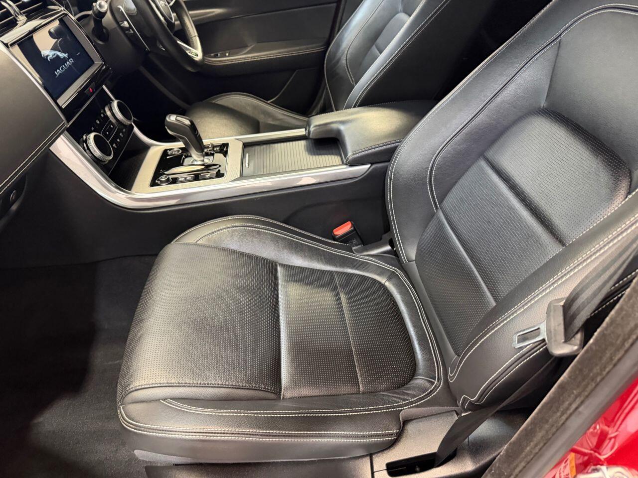 Jaguar Xe view 27