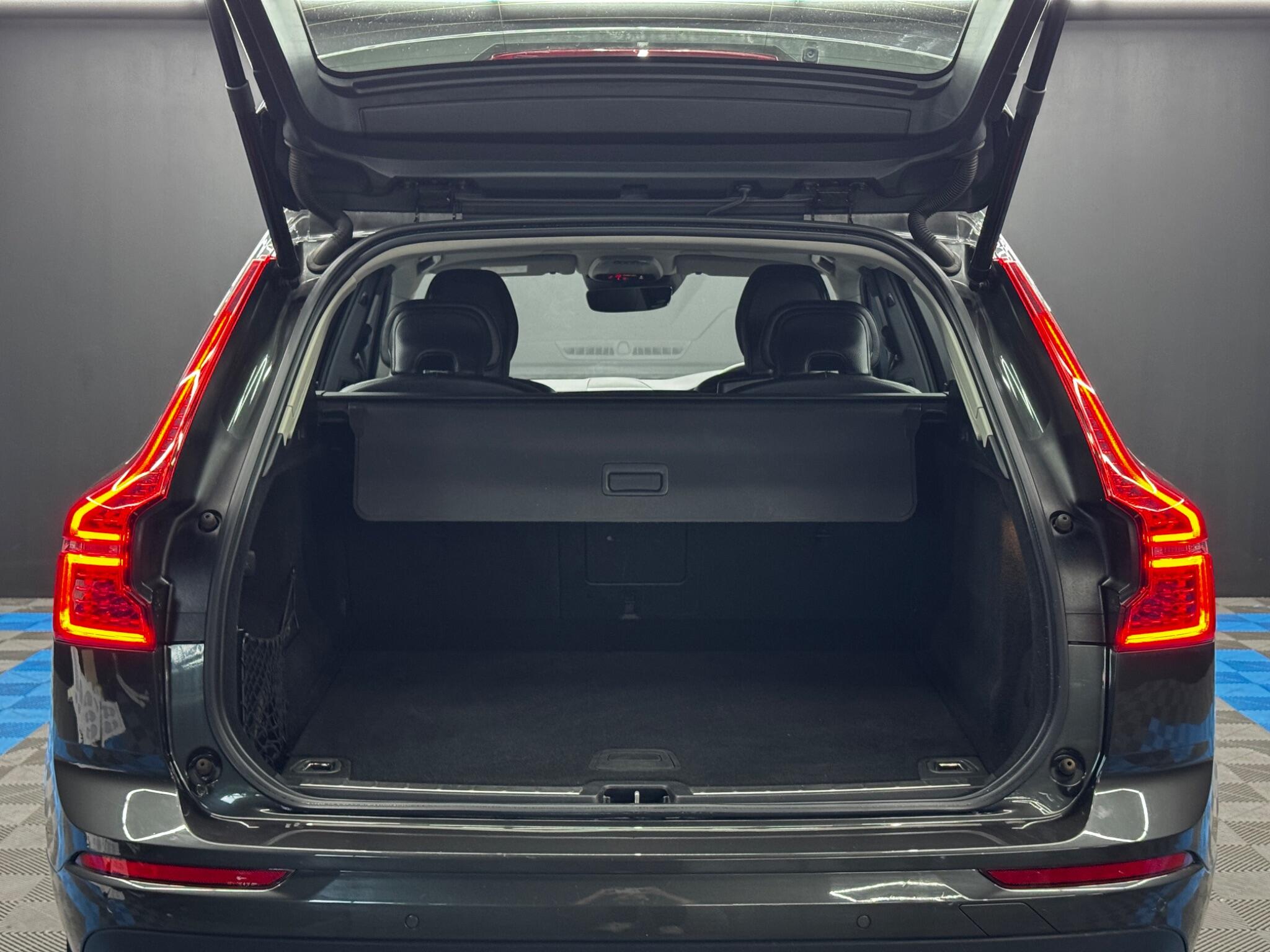 Volvo XC60 view 37