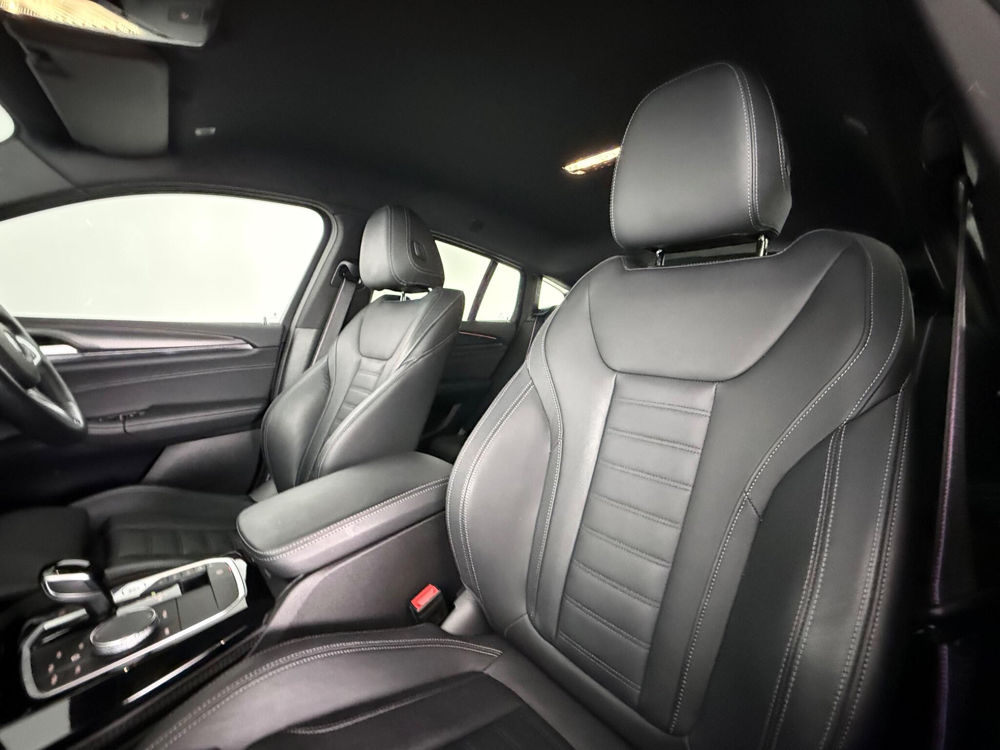 BMW X4 view 33