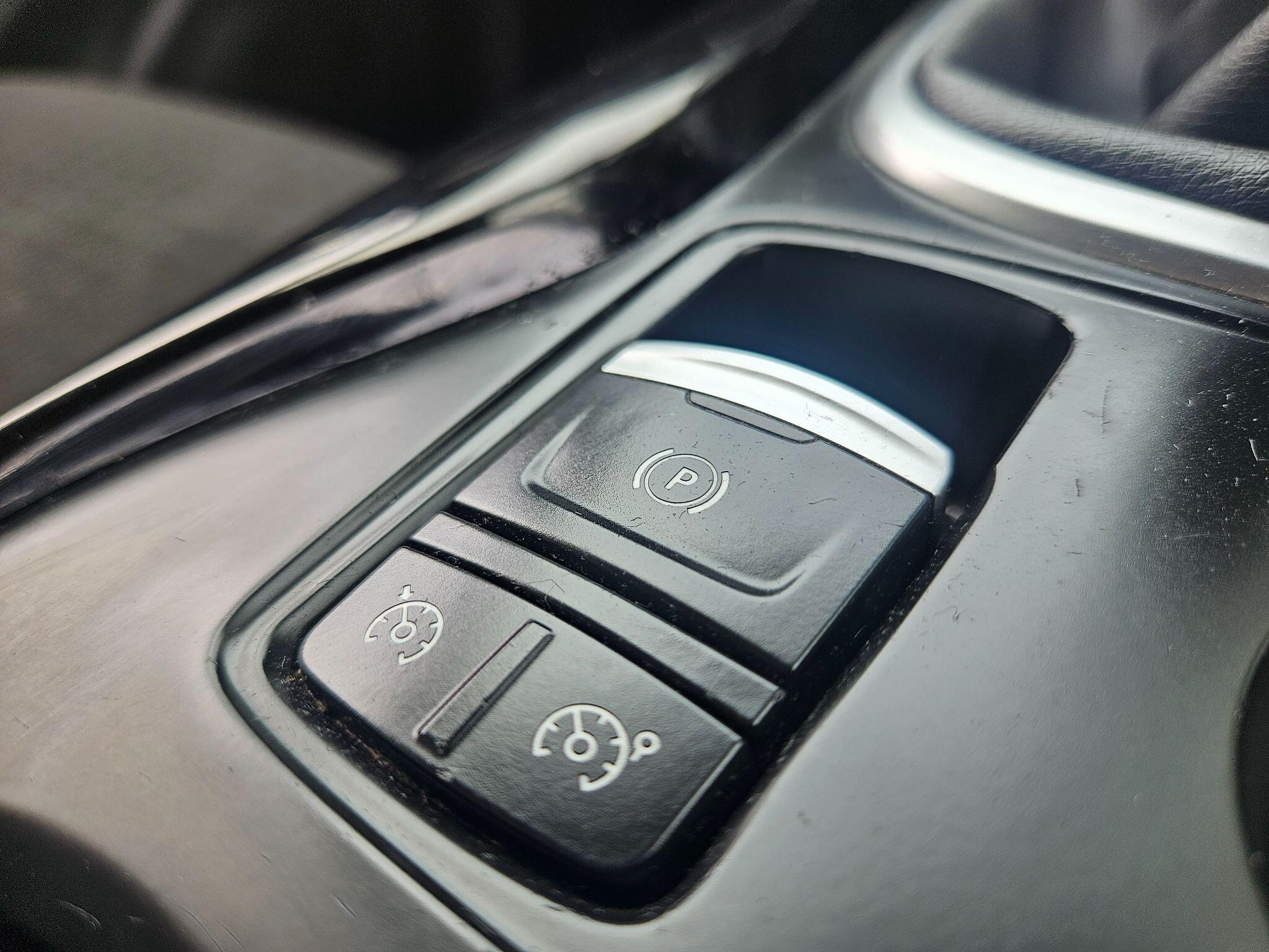 2017 Renault Kadjar image 30