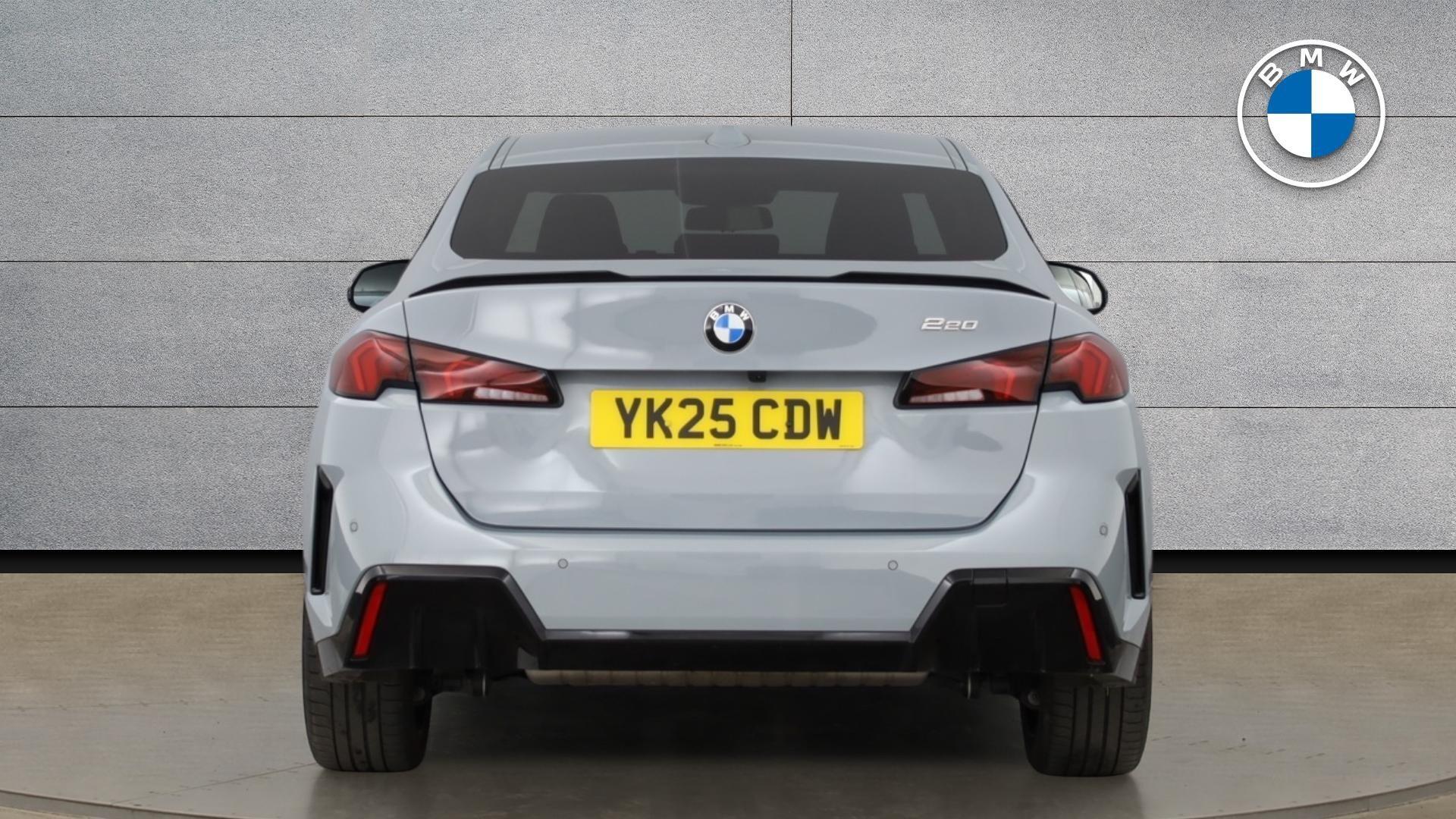 BMW 2 Series view 15