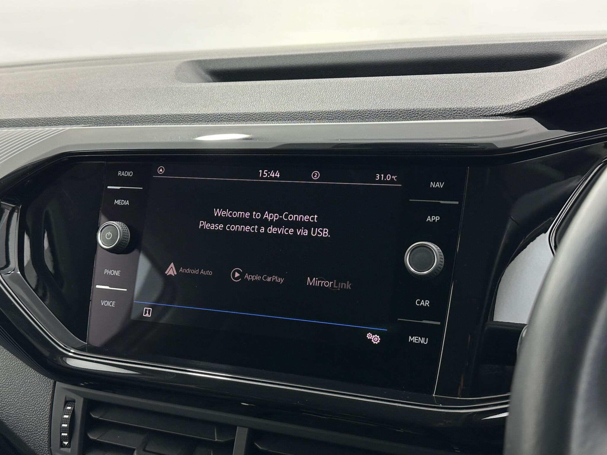 Volkswagen T-Cross view 23
