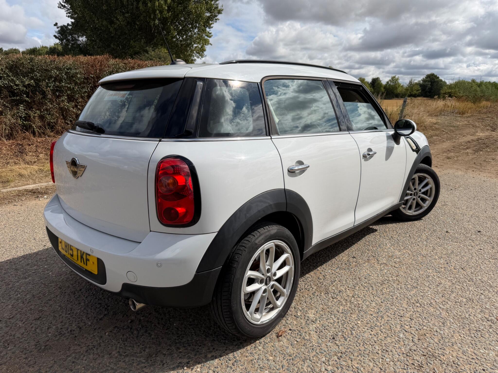 Mini Countryman view 6