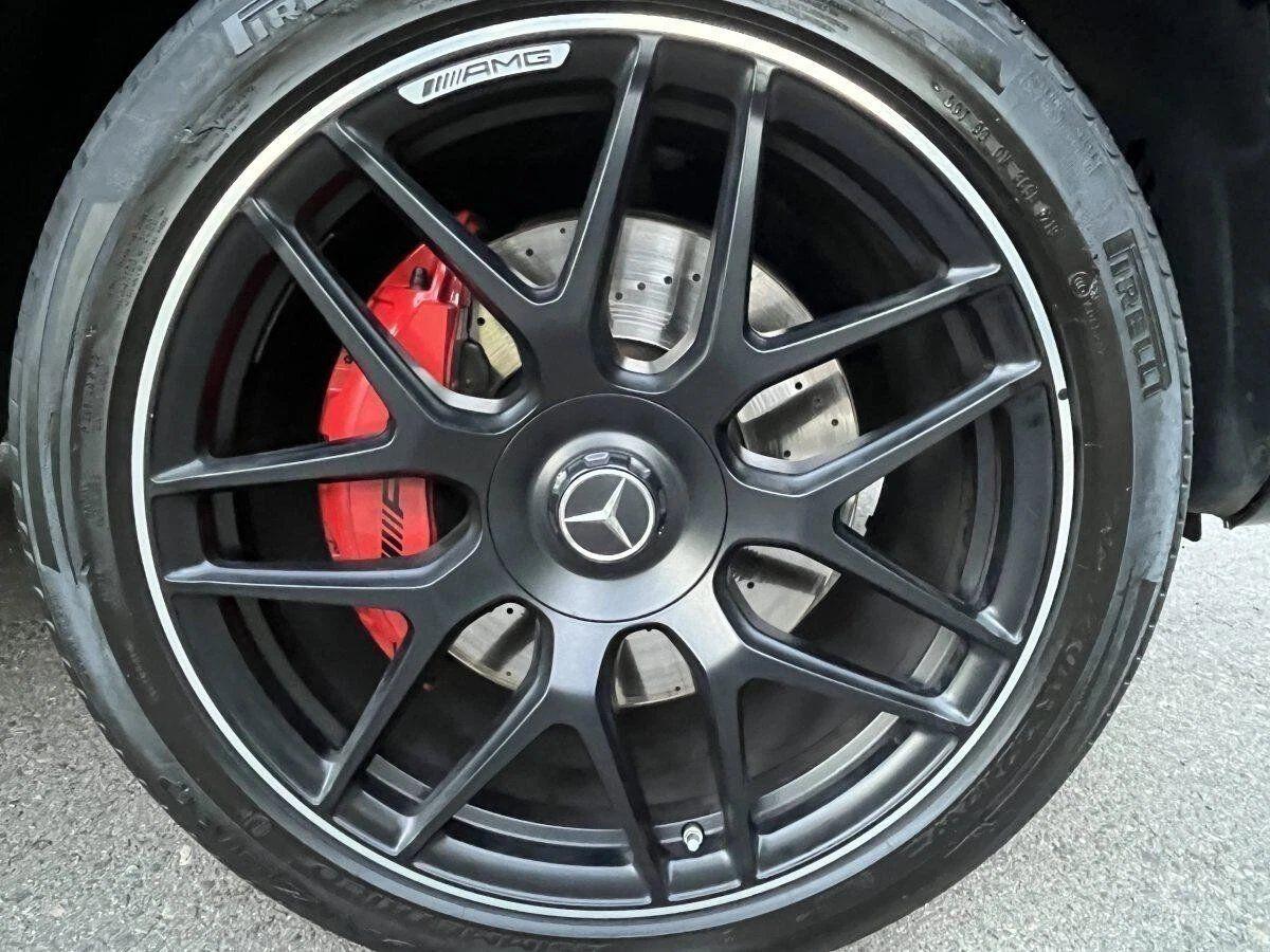 Mercedes-Benz G-Class view 9