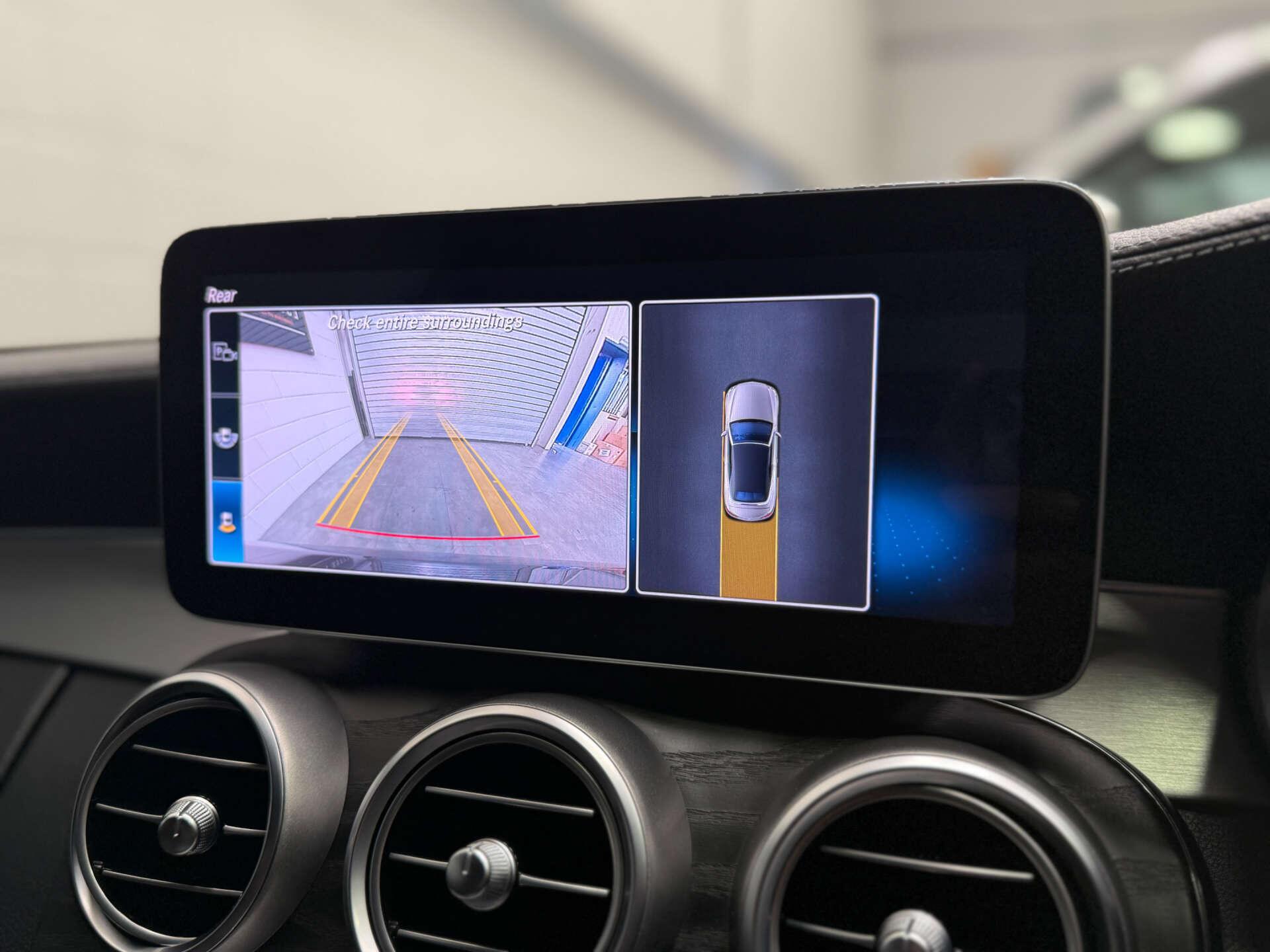 Mercedes-Benz C-Class view 31