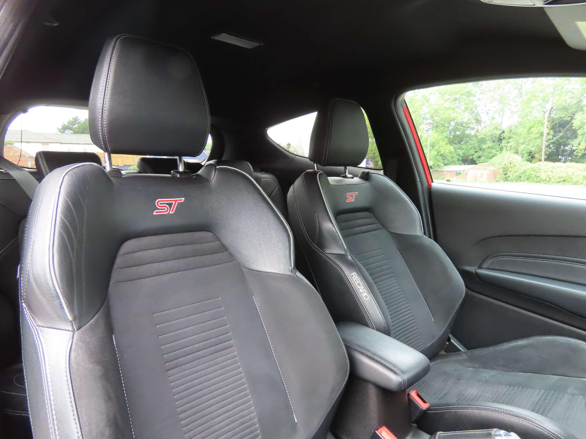 Ford Fiesta view 8