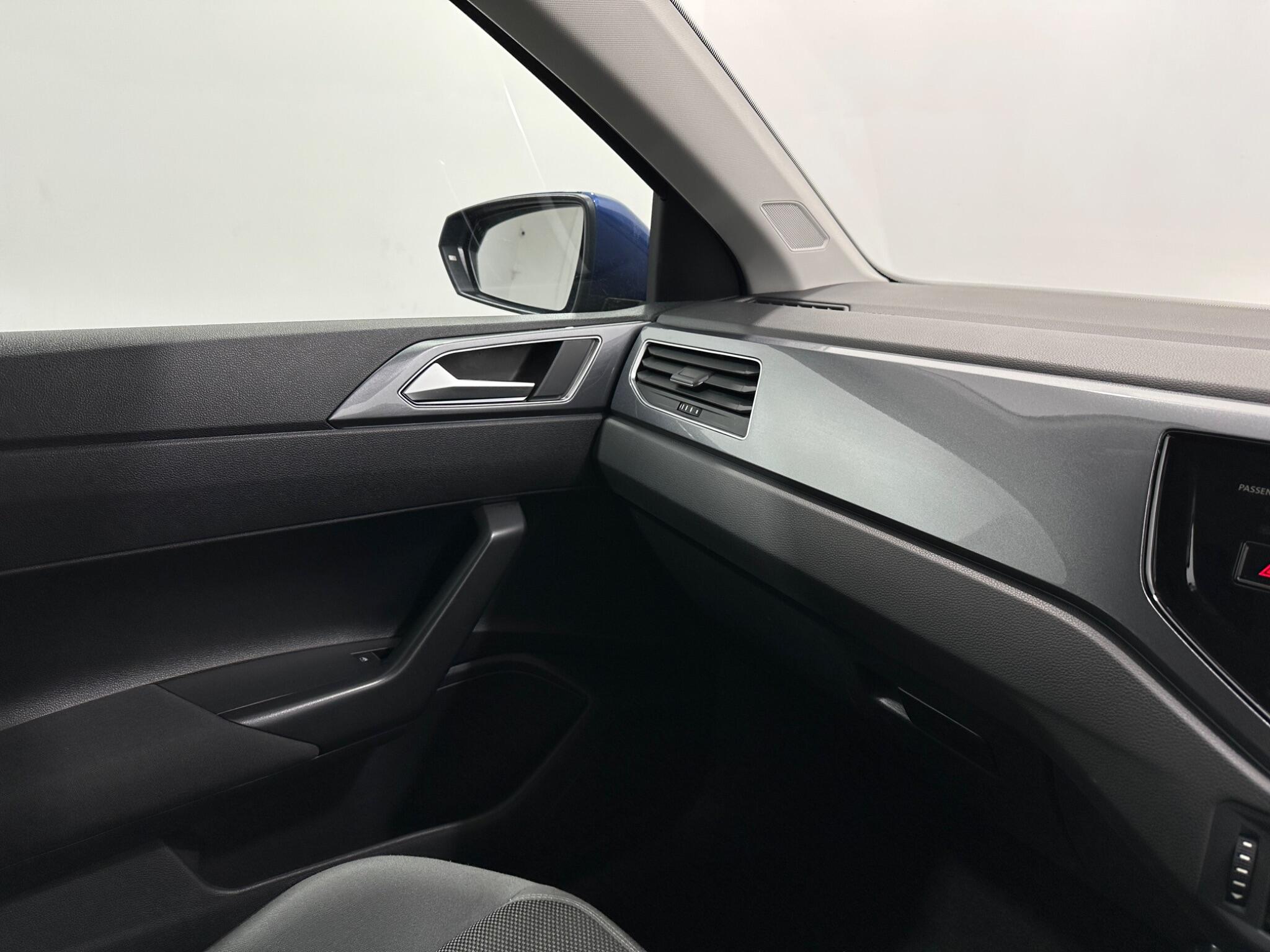 Volkswagen Polo view 27