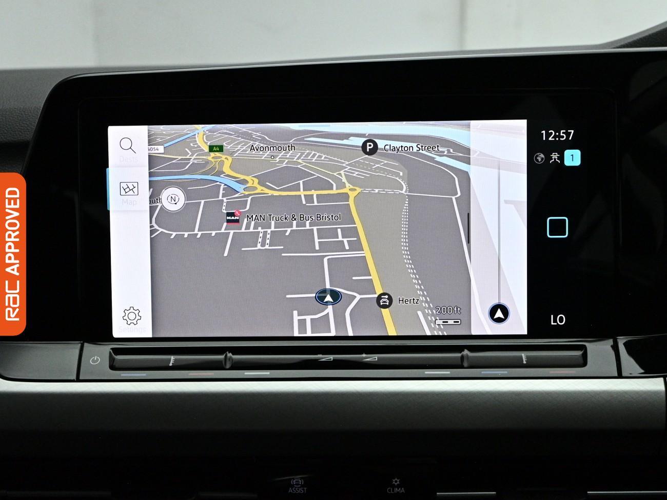 Volkswagen Golf view 3