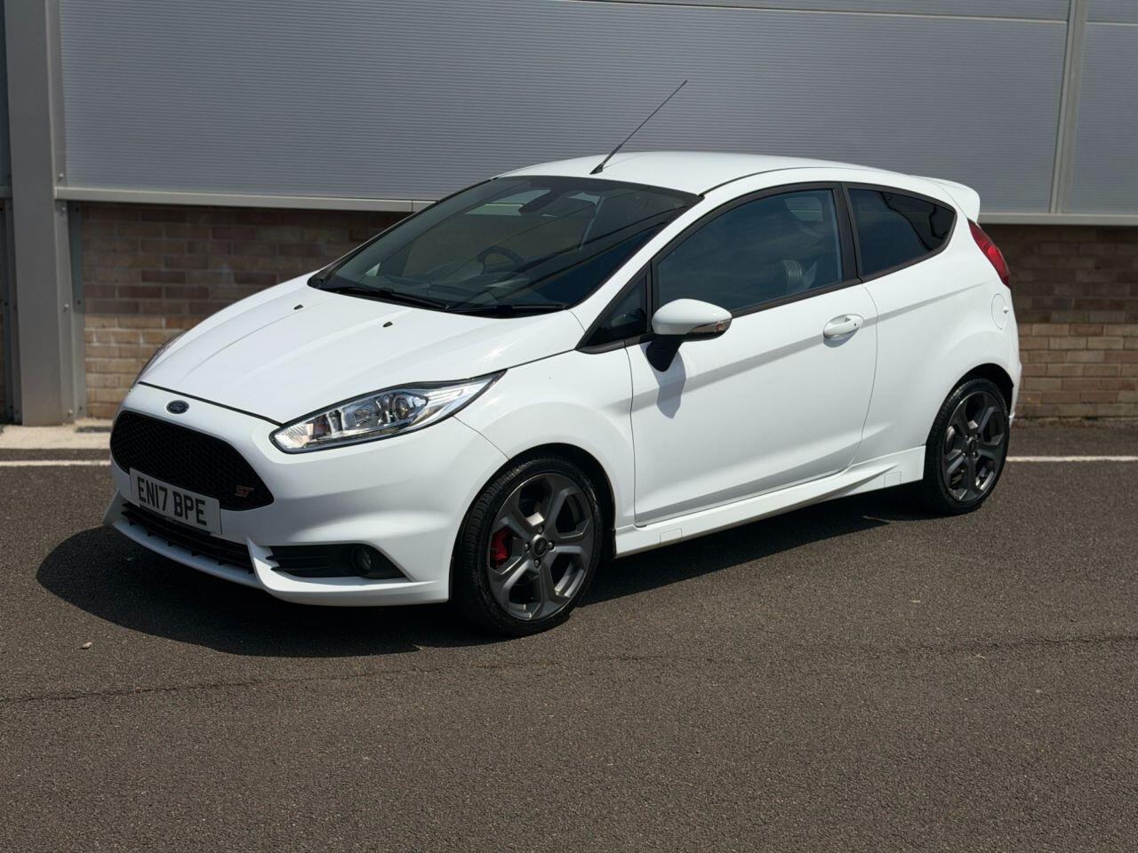 Ford Fiesta view 32