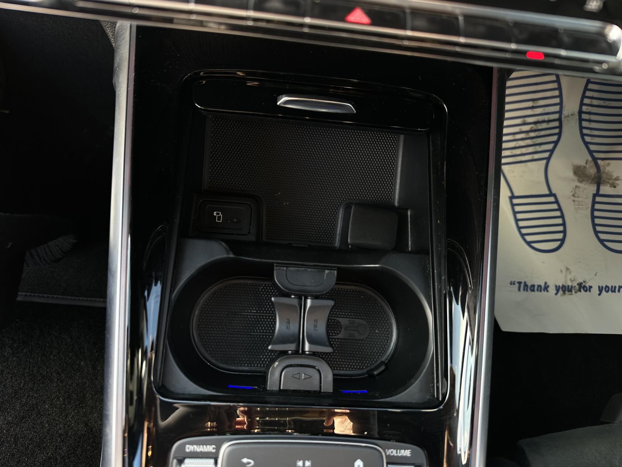 Mercedes-Benz EQB view 16