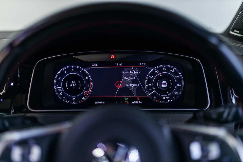 Volkswagen Golf view 30