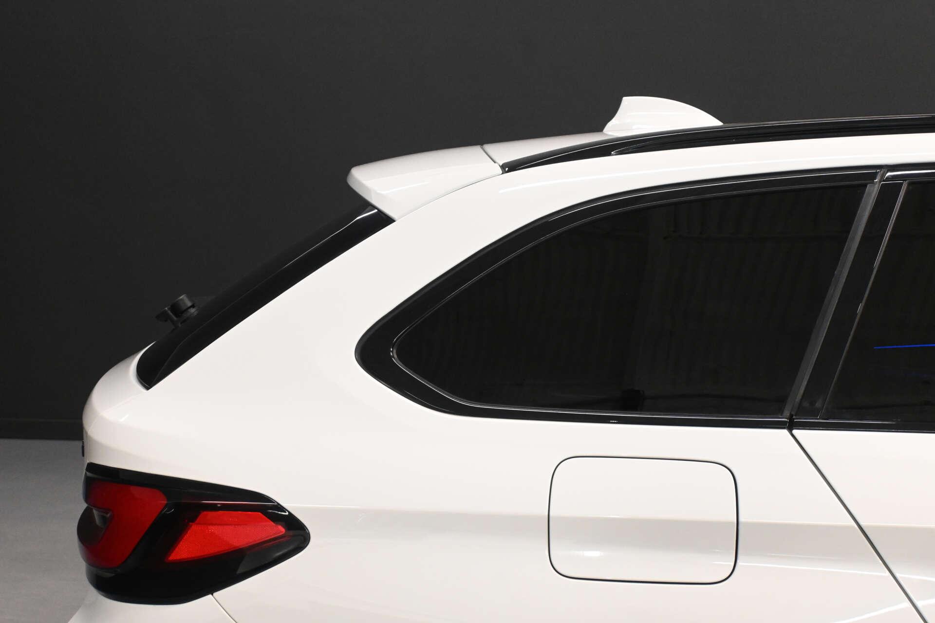BMW 5 Series view 51