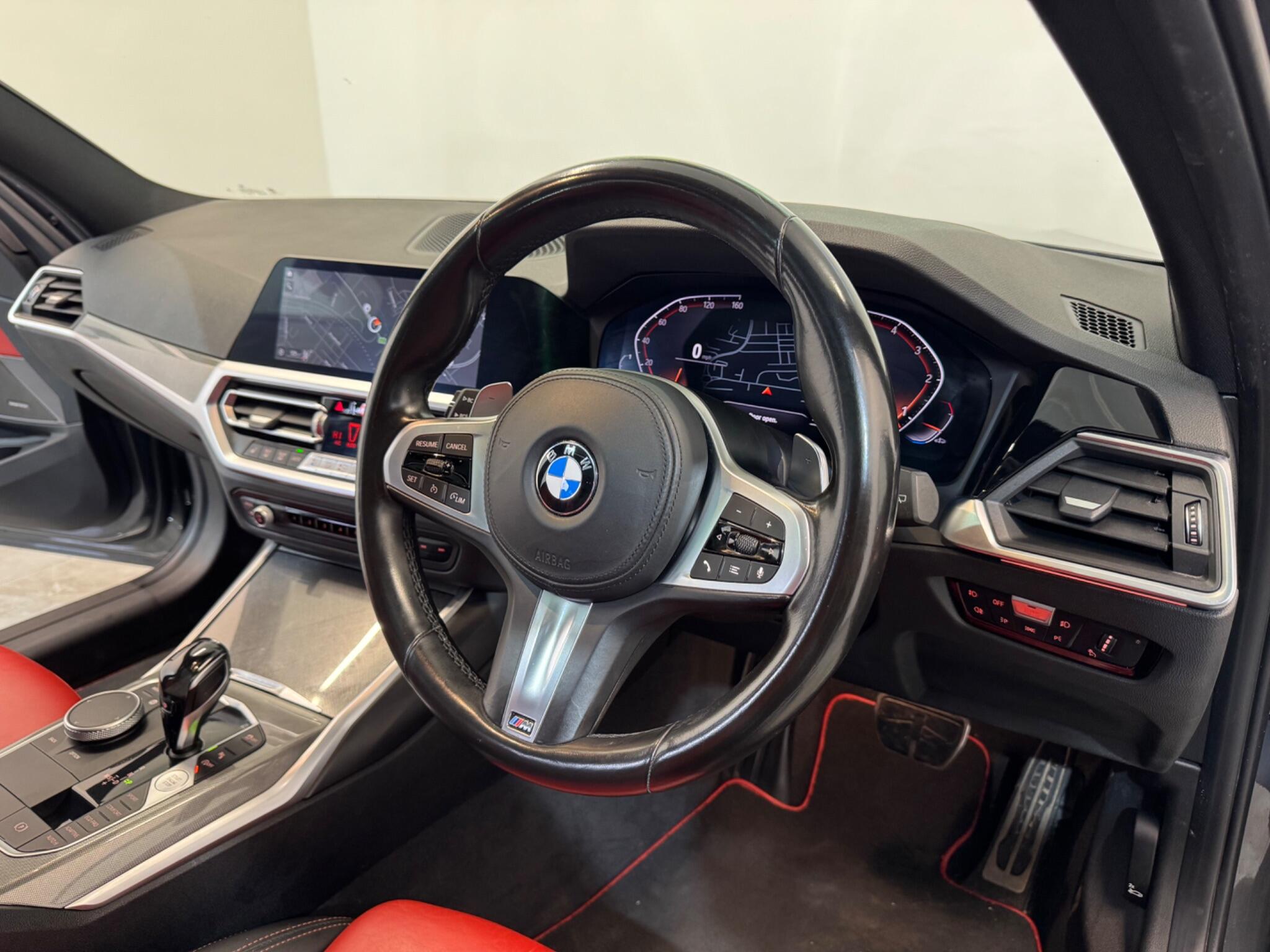 BMW 3 Series view 19