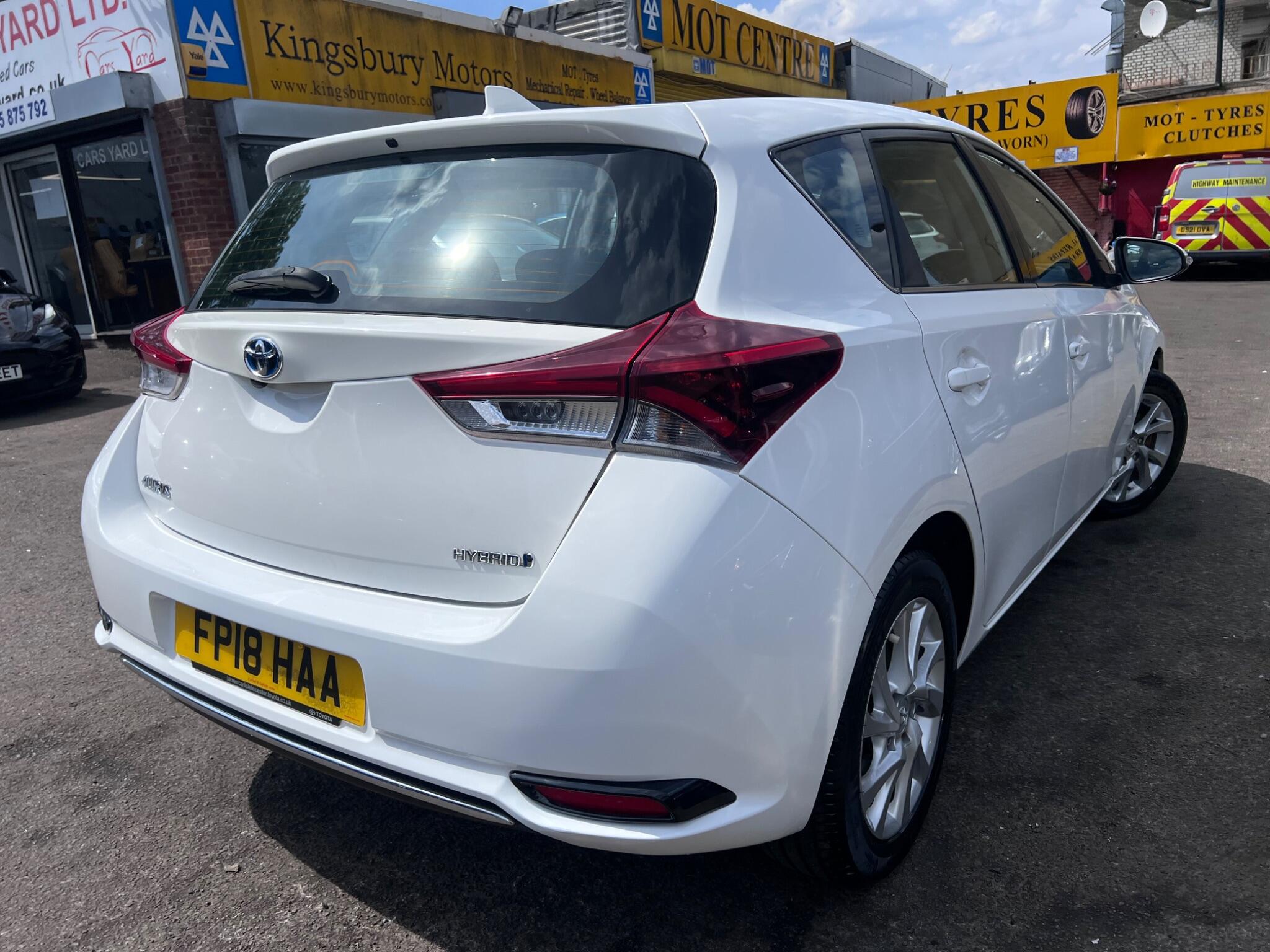 Toyota Auris view 10