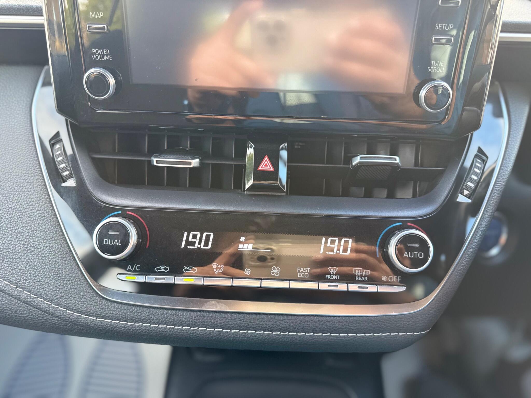 Toyota Corolla view 23