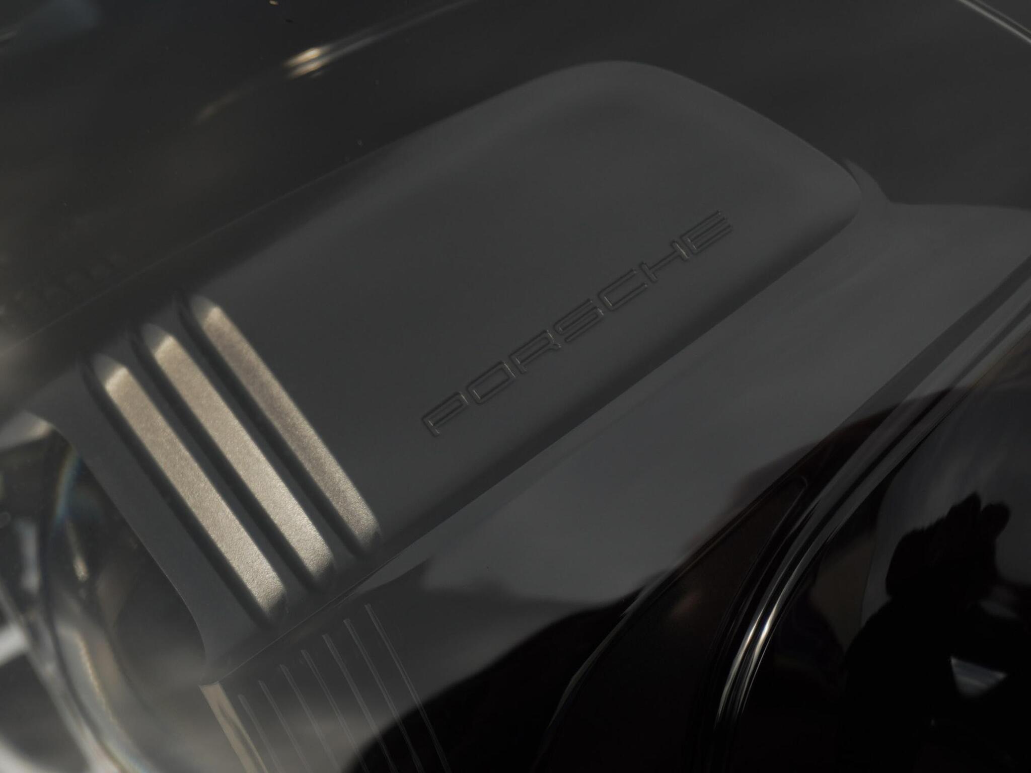 Porsche Cayman view 35