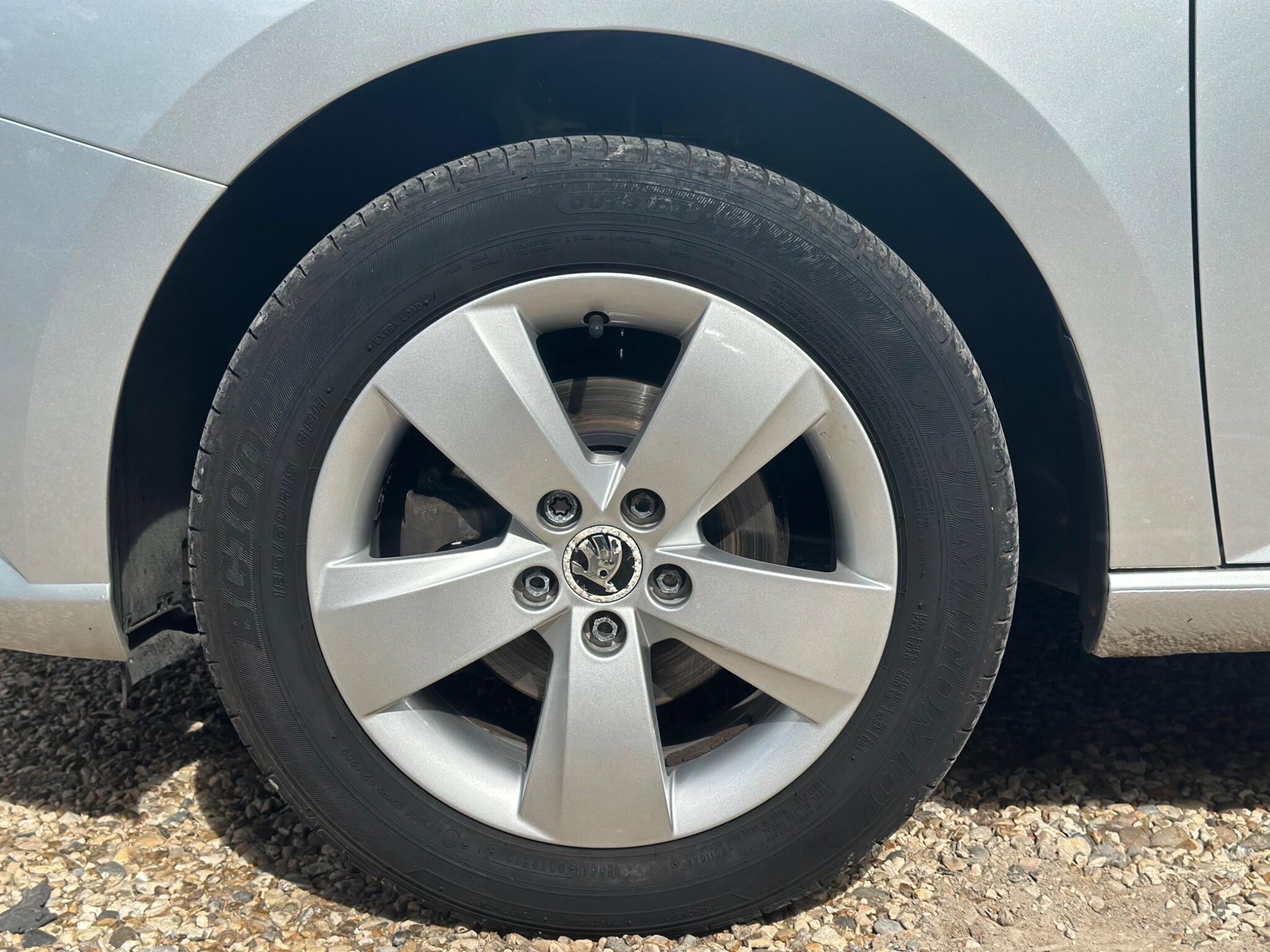 Skoda Fabia view 55