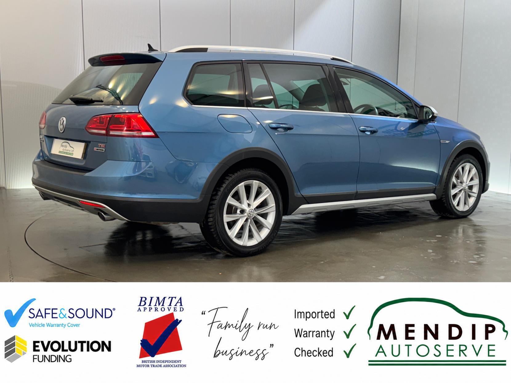Volkswagen Golf view 18