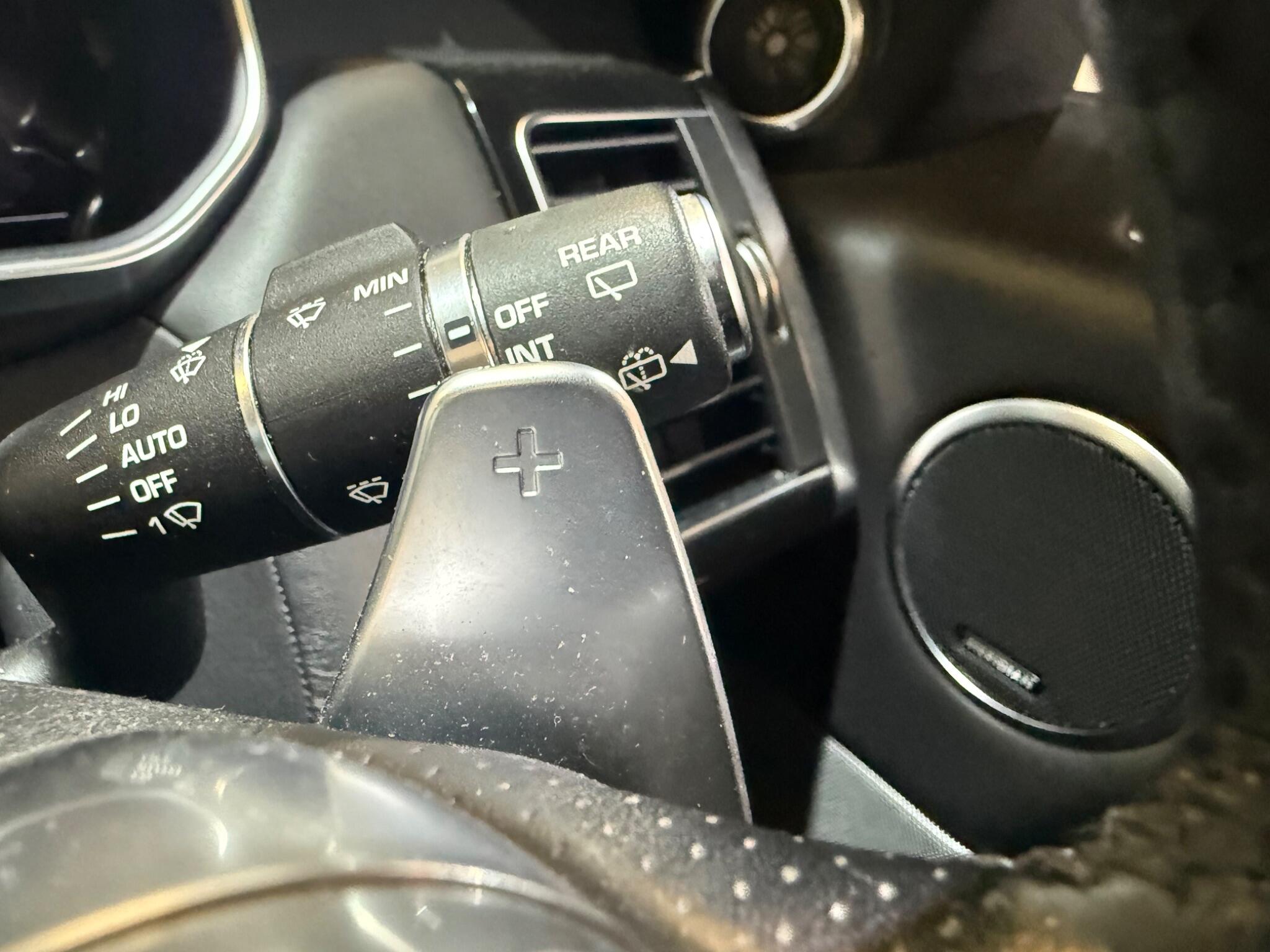 Land Rover Range Rover Sport view 37