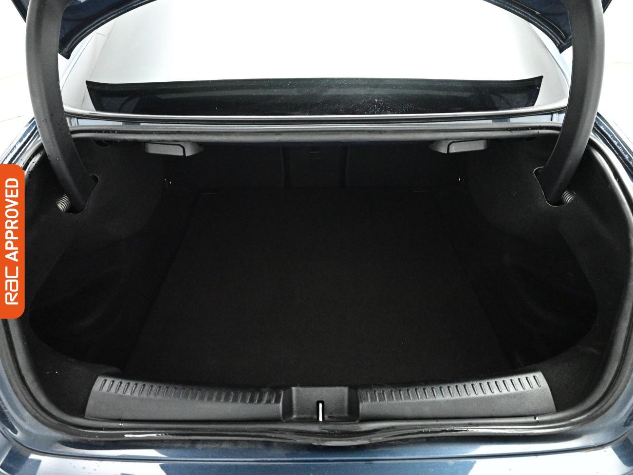 Mercedes-Benz CLA view 25