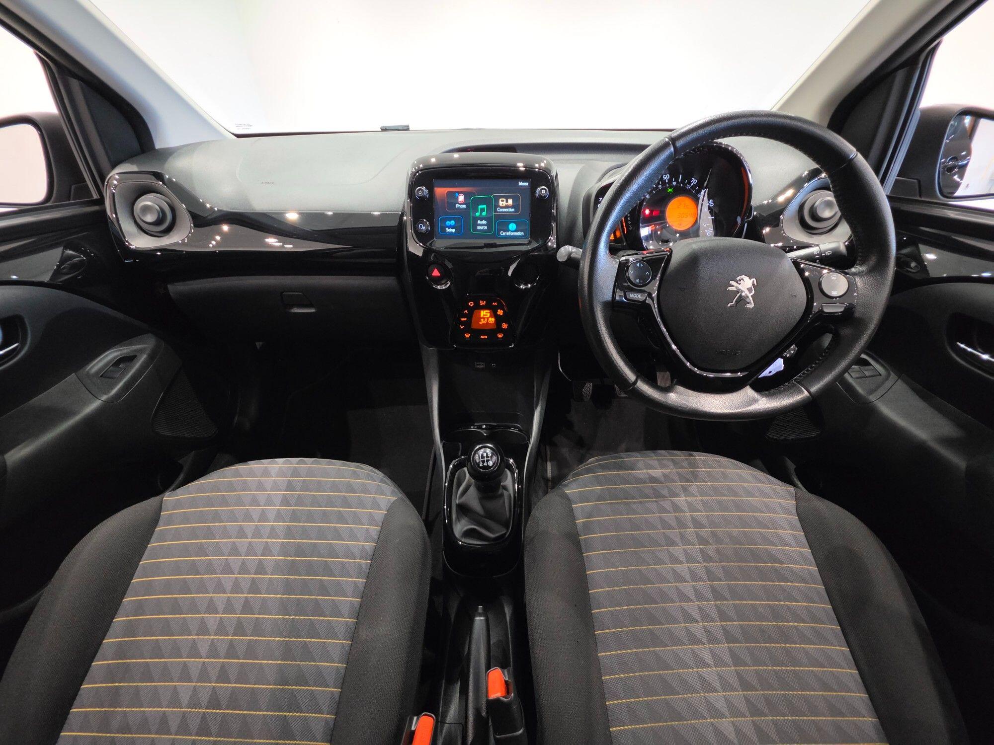Peugeot 108 view 24