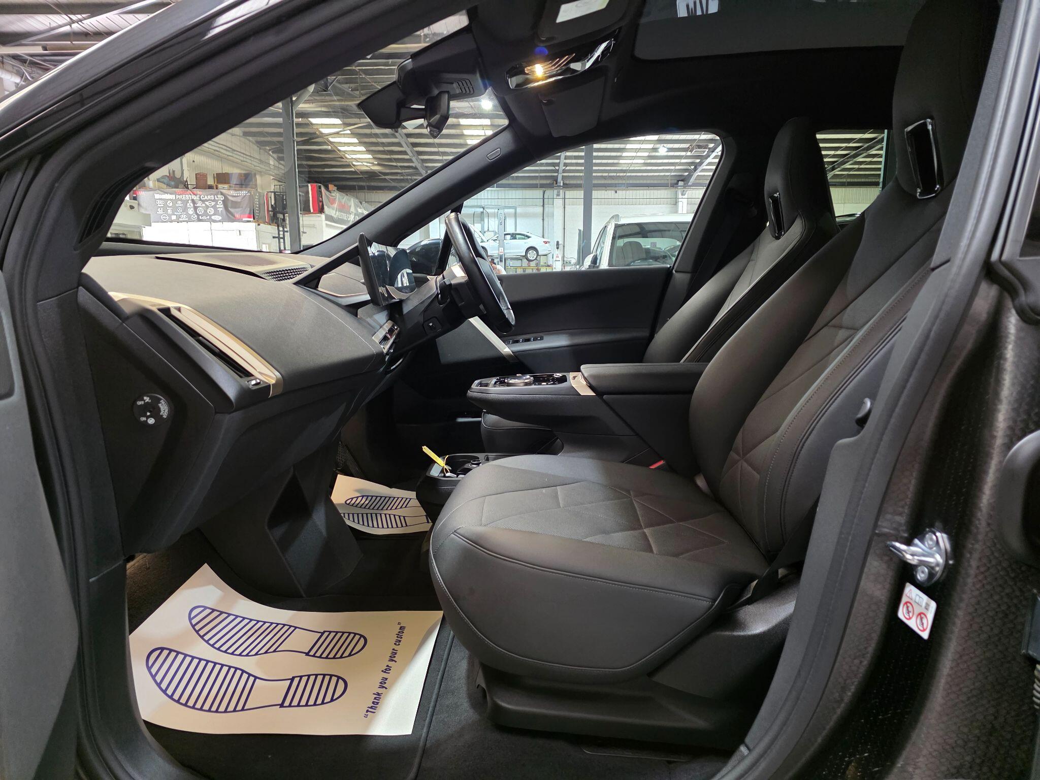 BMW Ix view 33