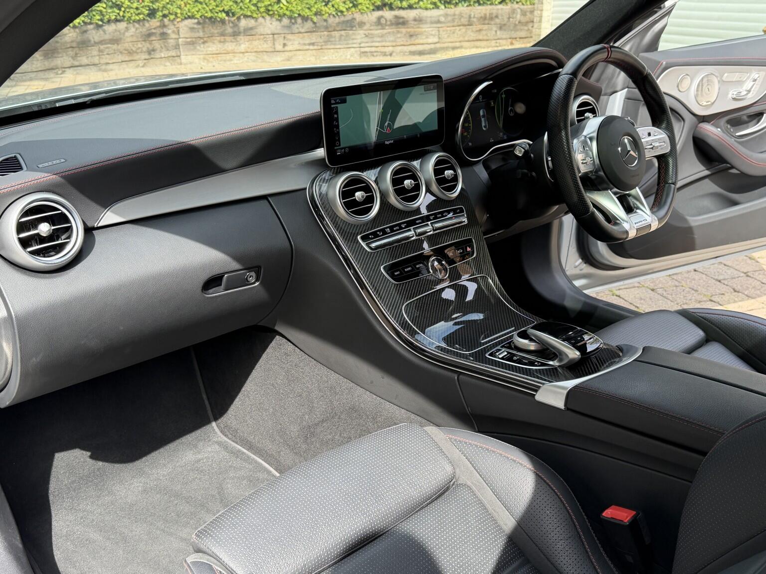 Mercedes-Benz C-Class view 19
