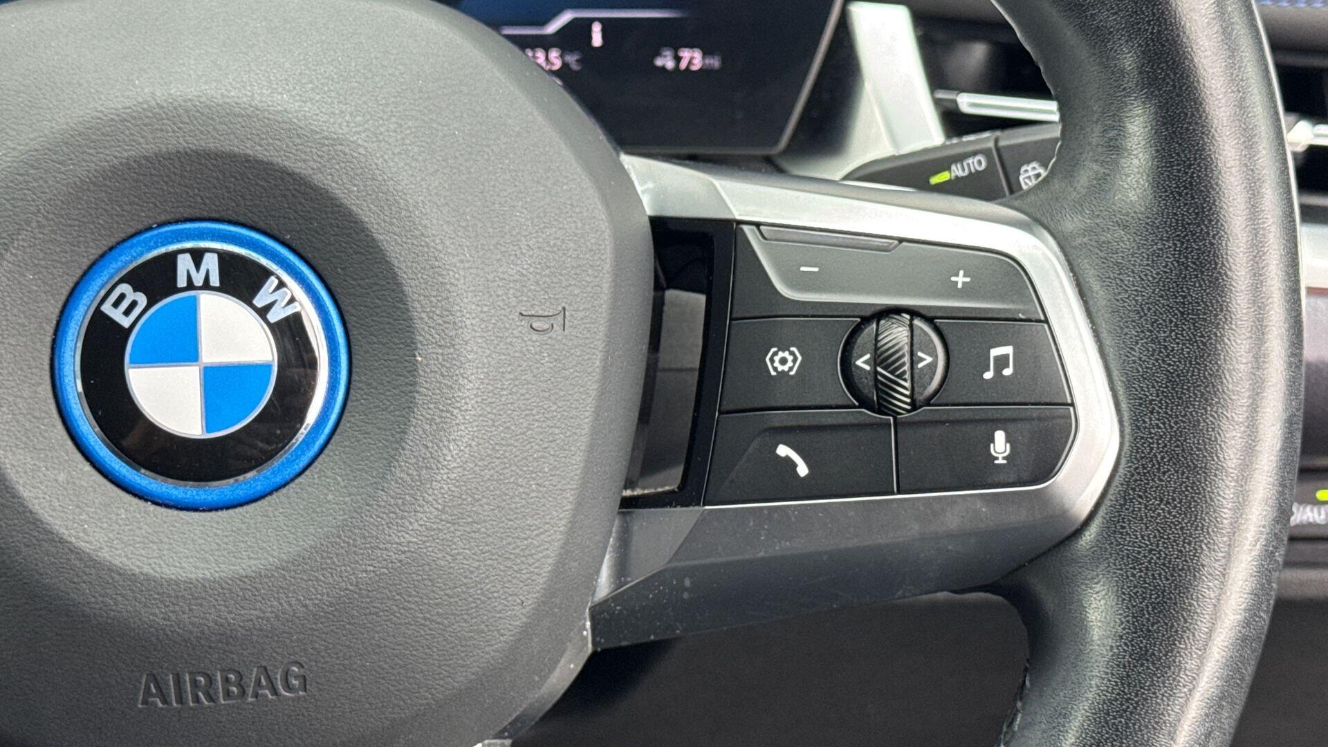 BMW iX1 view 19
