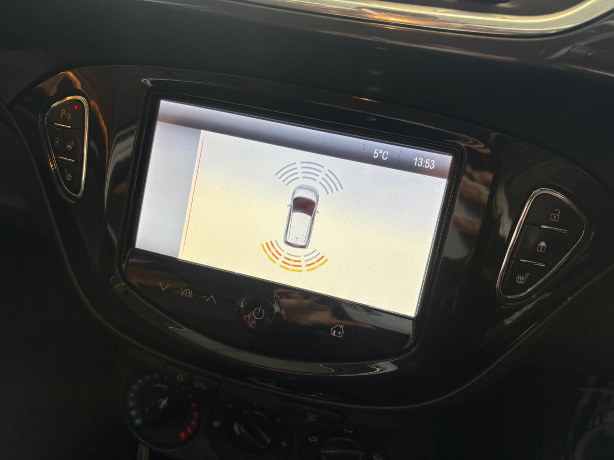 Vauxhall Corsa view 22