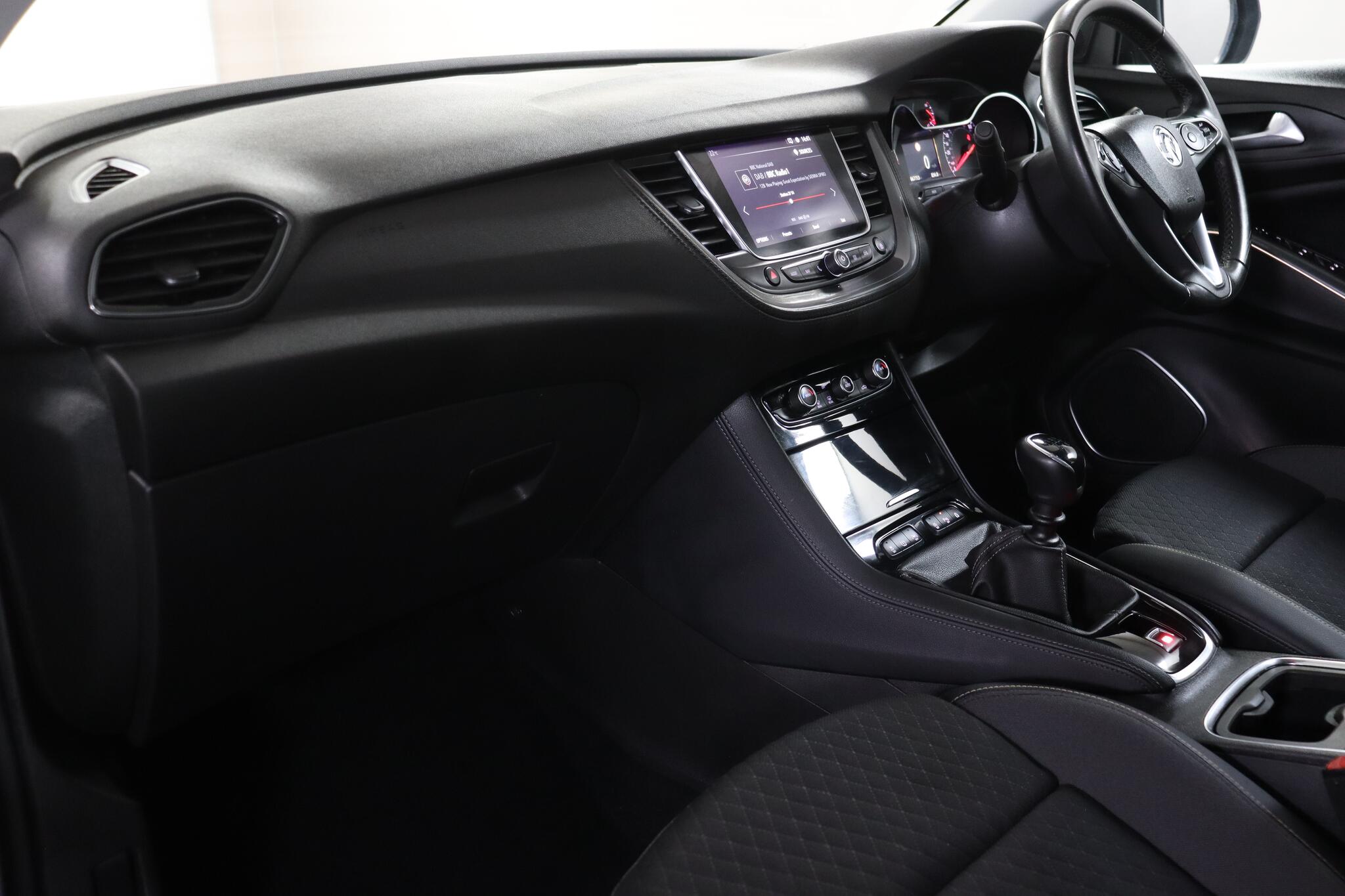 Vauxhall Grandland X view 42