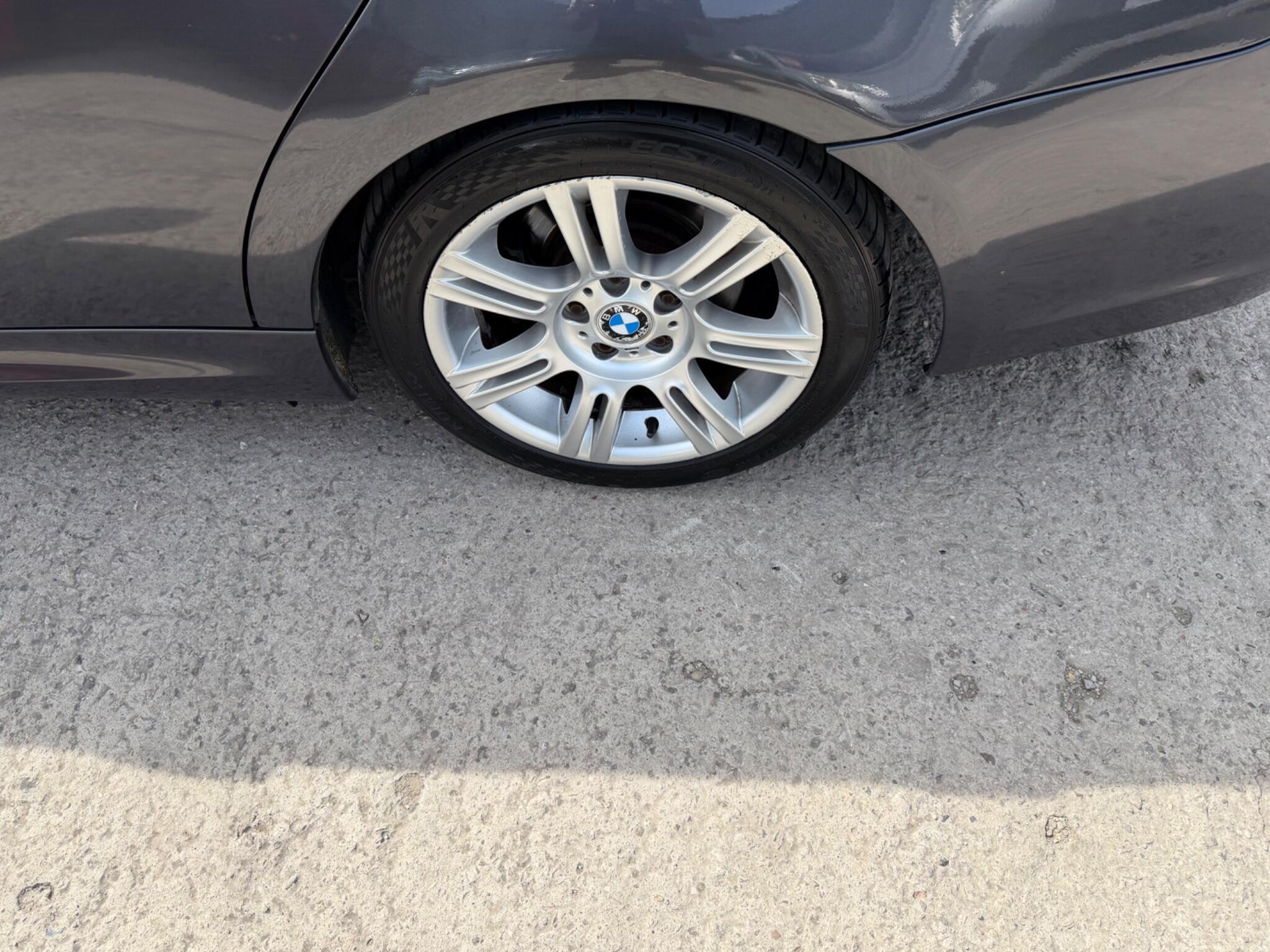 BMW 3 Series view 33