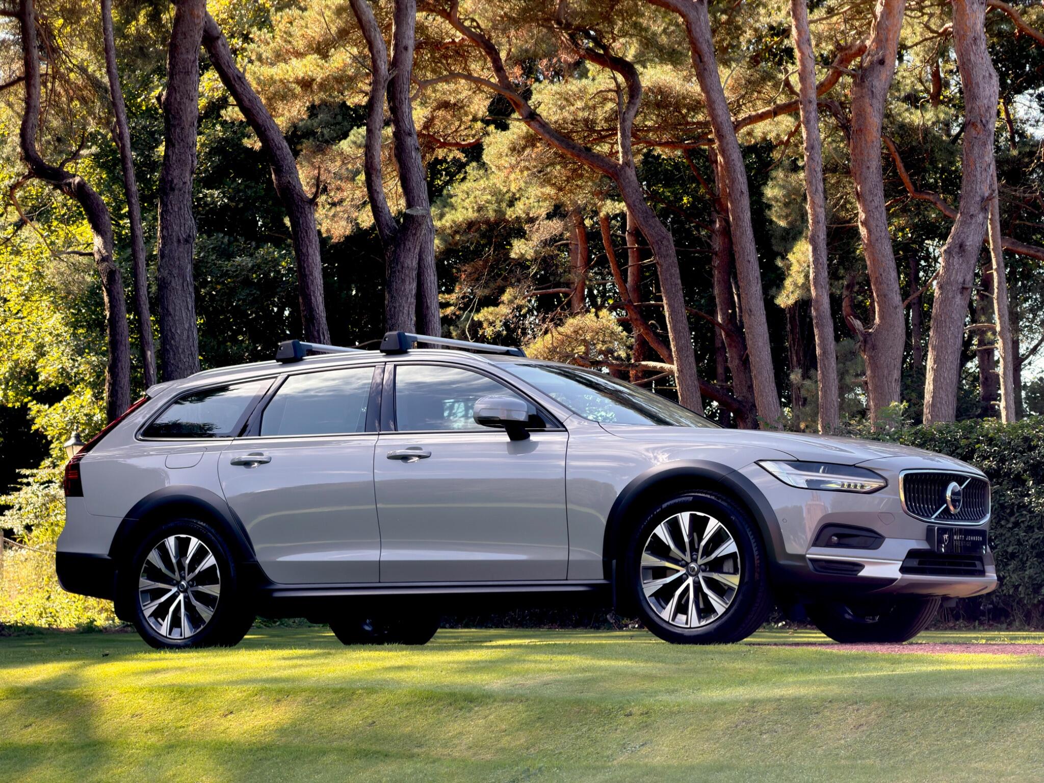 2023 Volvo V90 Cross Country in Grey for sale