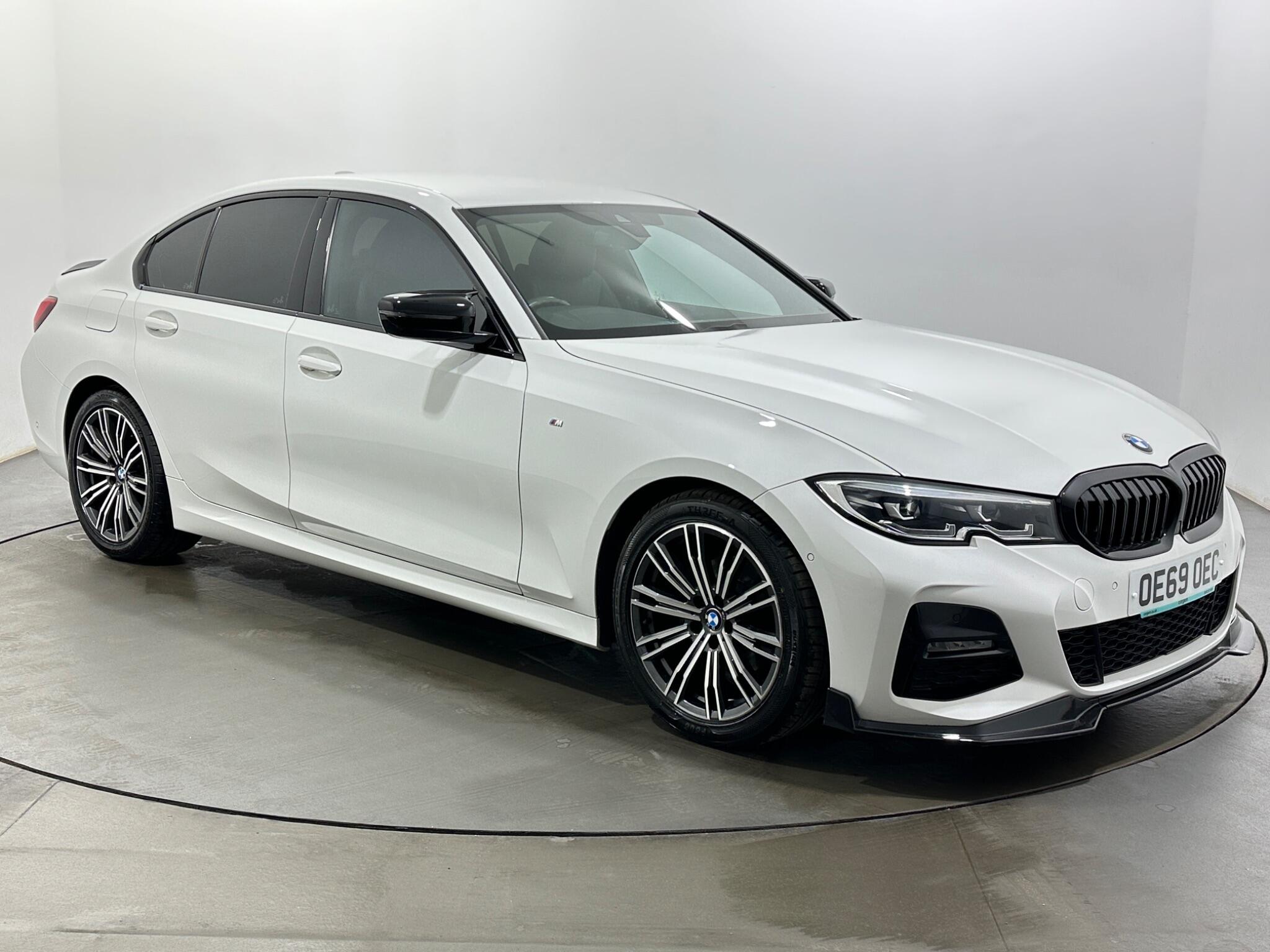 BMW 3 Series main image