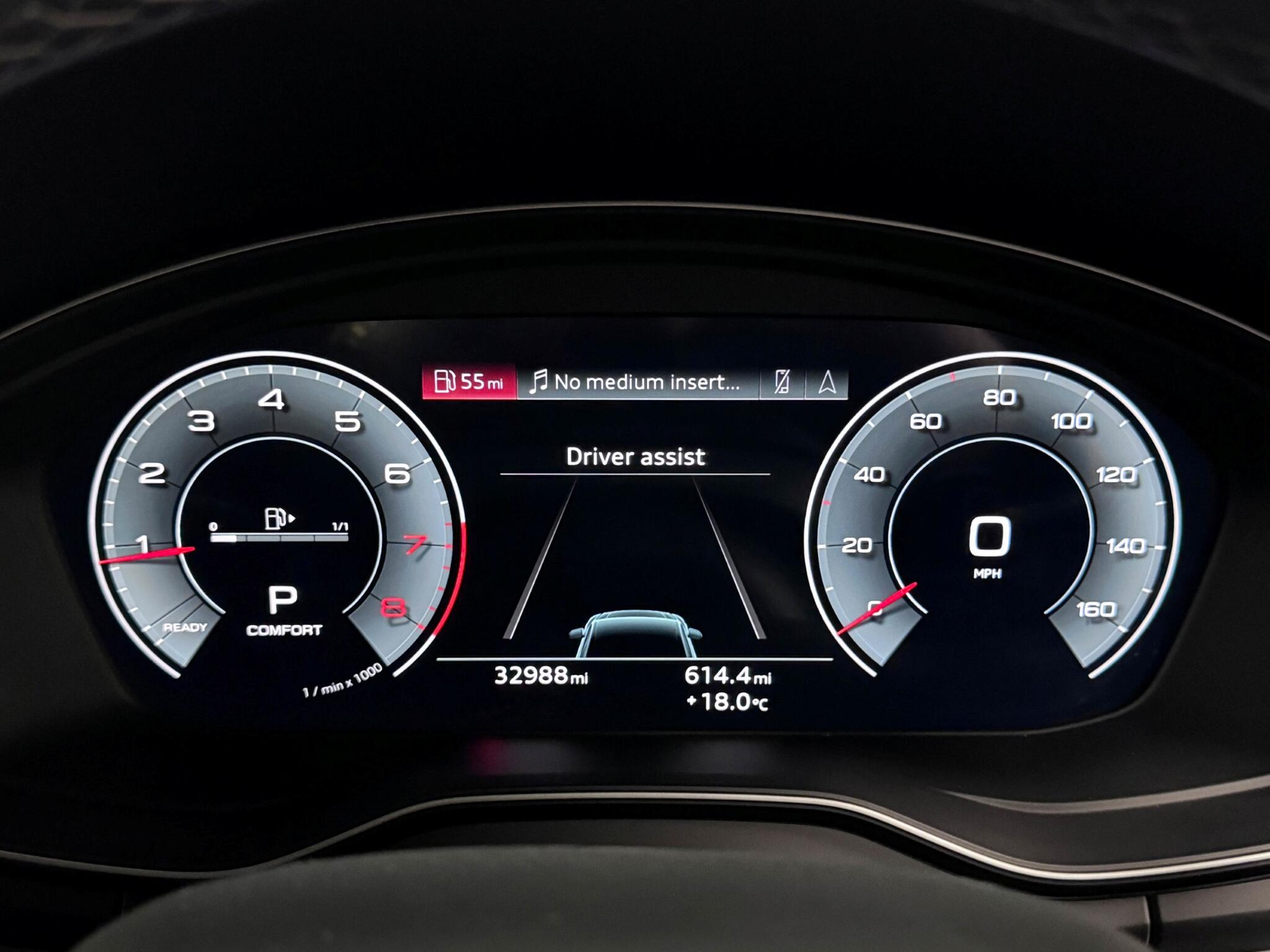 Audi Q5 view 14