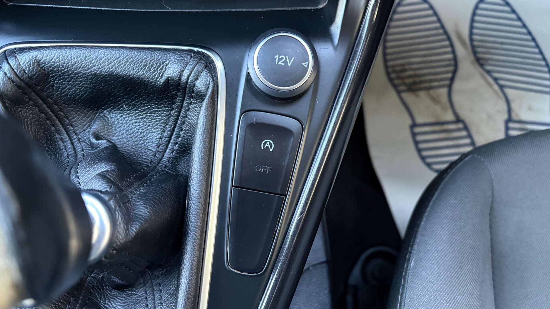 Ford Focus view 33