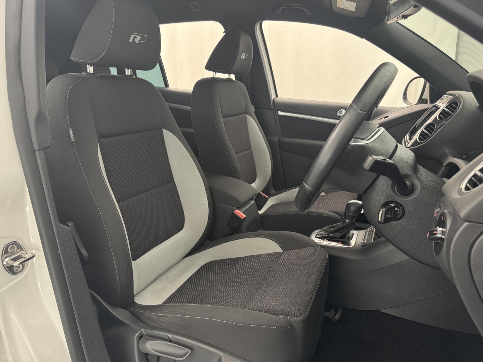 Volkswagen Tiguan view 58