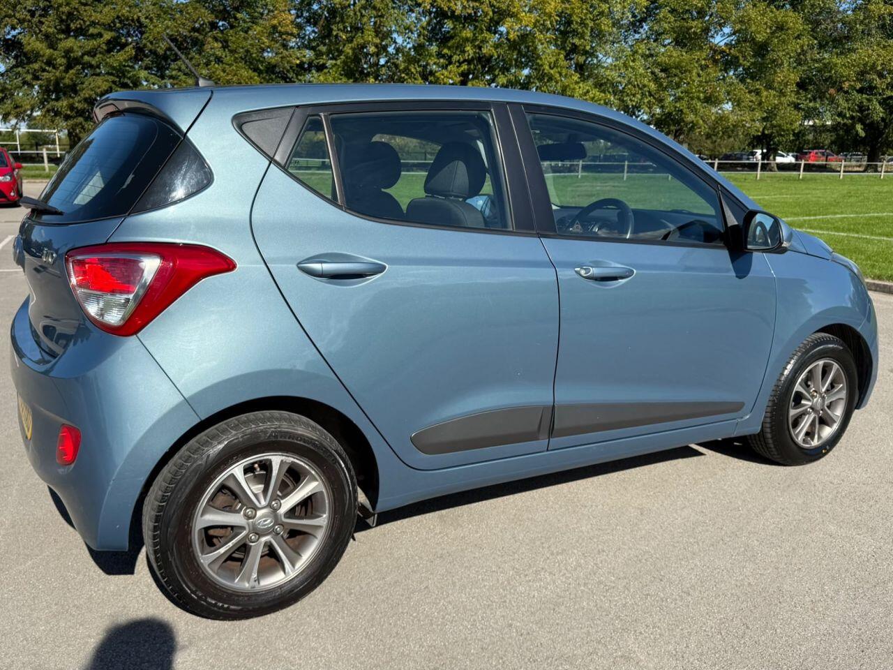 Hyundai I10 view 4