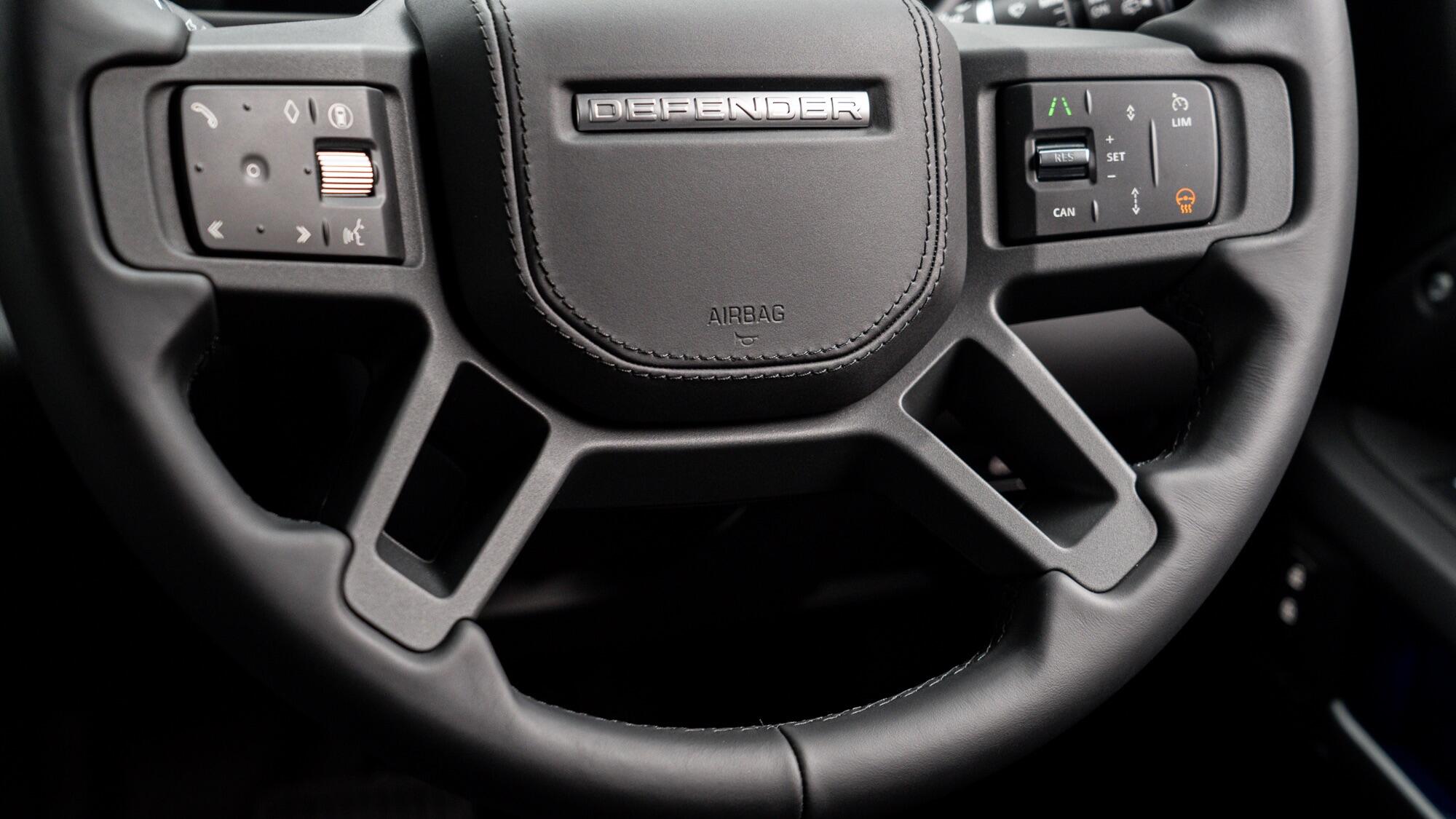 Land Rover Defender view 44