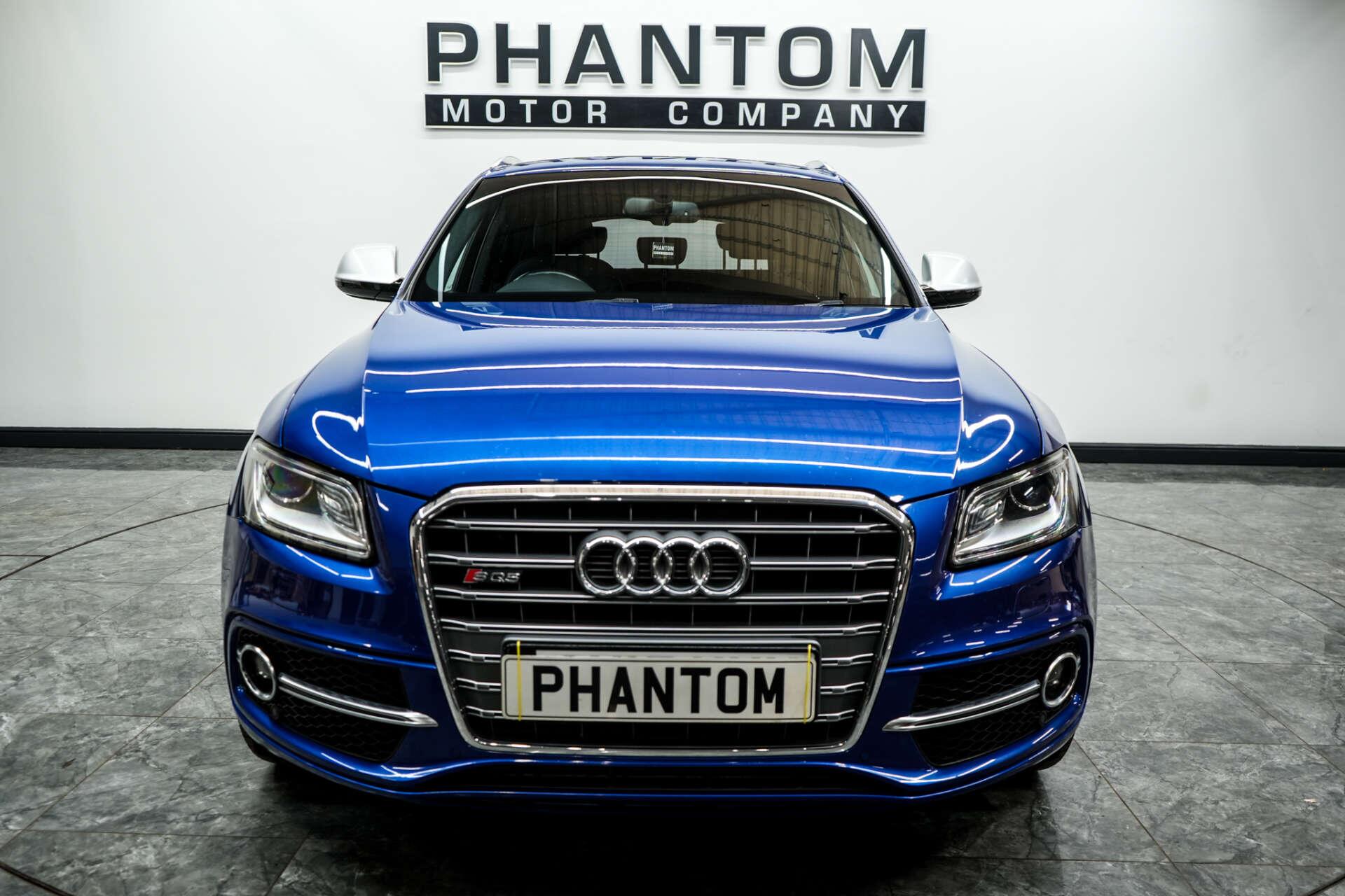 Audi SQ5 view 5