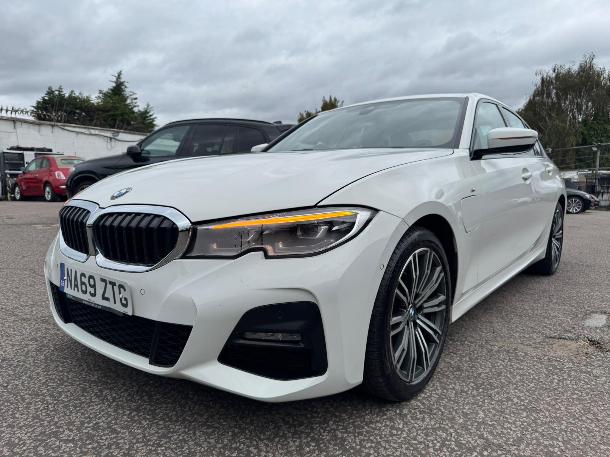 BMW 3 Series view 2